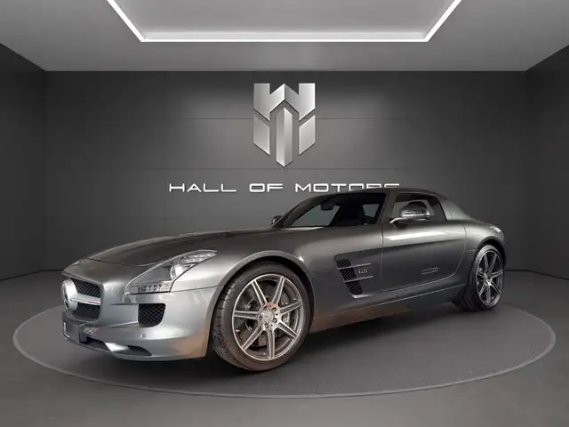 Mercedes-Benz SLS