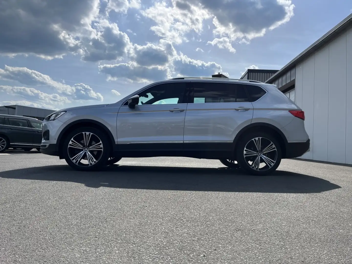SEAT Tarraco 2.0 TDI DSG 4Drive XCELLENCE 213€ m. 20% Anzahlu Silber - 2