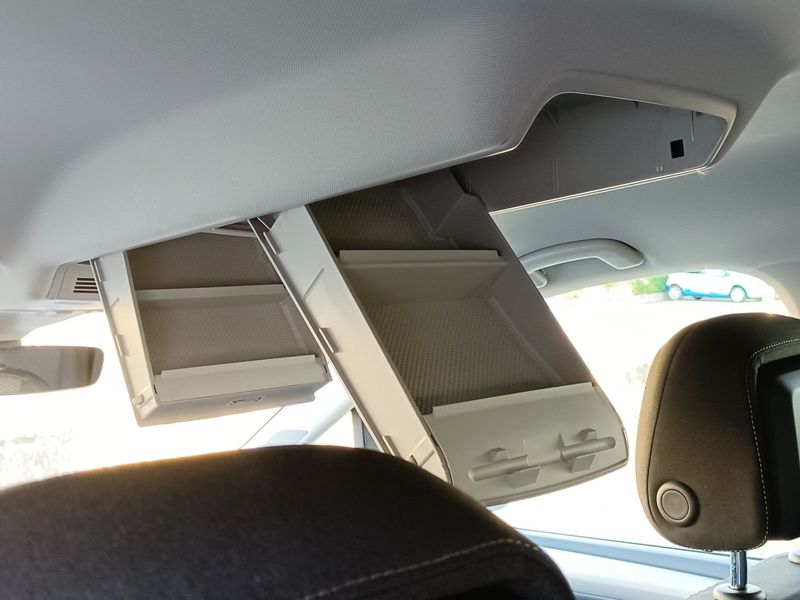 Volkswagen Touran Comfortline 7S ACC Kgo AppC IQL AHK Sthz — photo 13