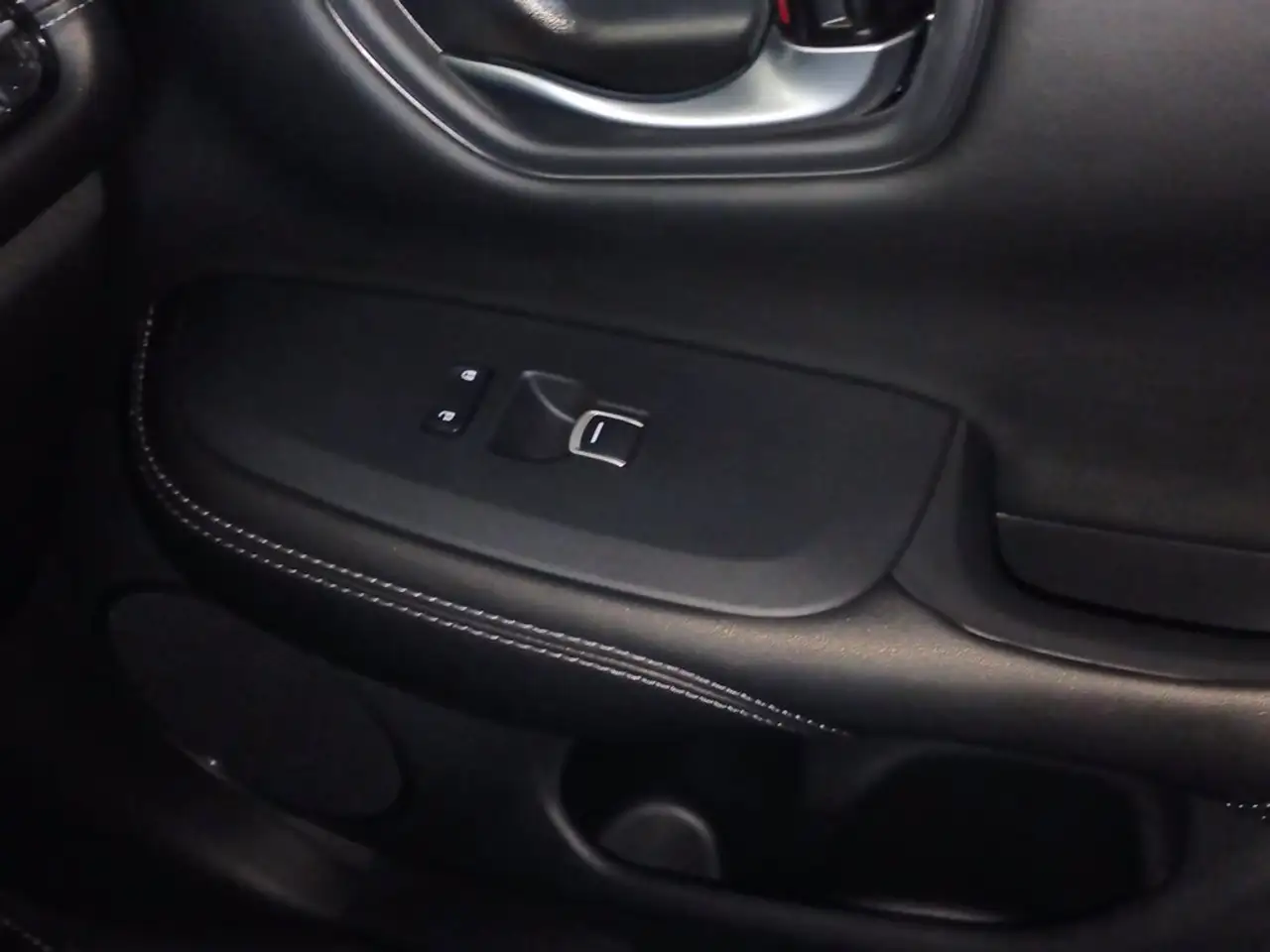 Honda ZR-V 2.0 hev Sport, миниатюра 13