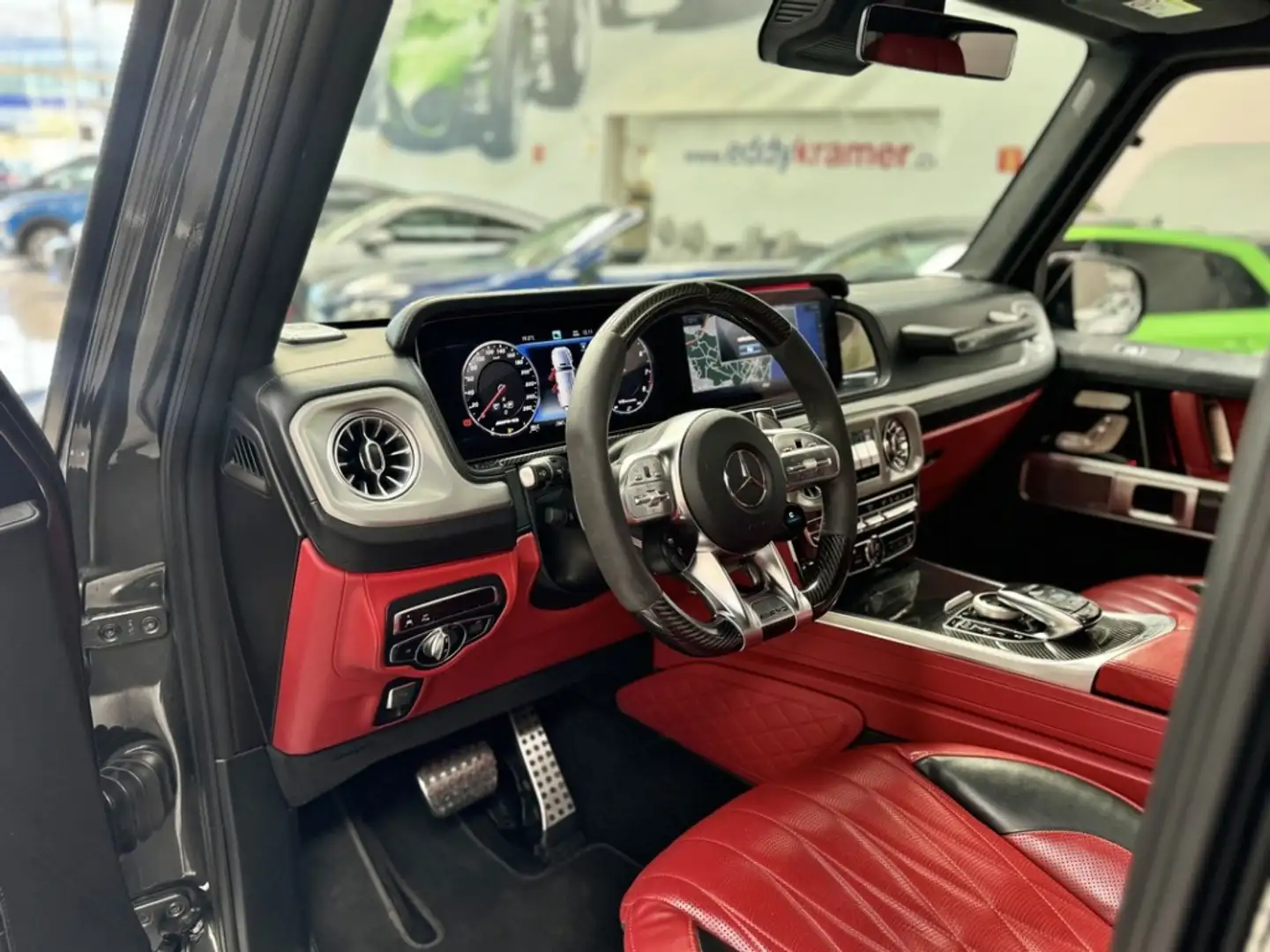 Mercedes-Benz MERCEDES-BENZ Clase G Todoterreno  Automático de Gris - 2