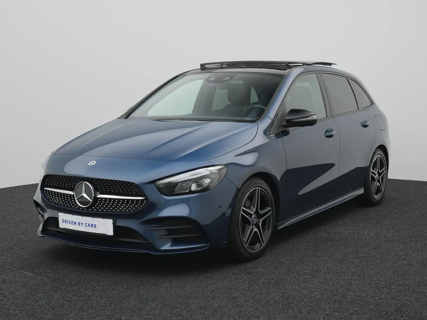 Mercedes-Benz B 200 AMG-Line,LED,MBUX,PANO,AHK,e-AHK,TOTW,LANE Blau - 2