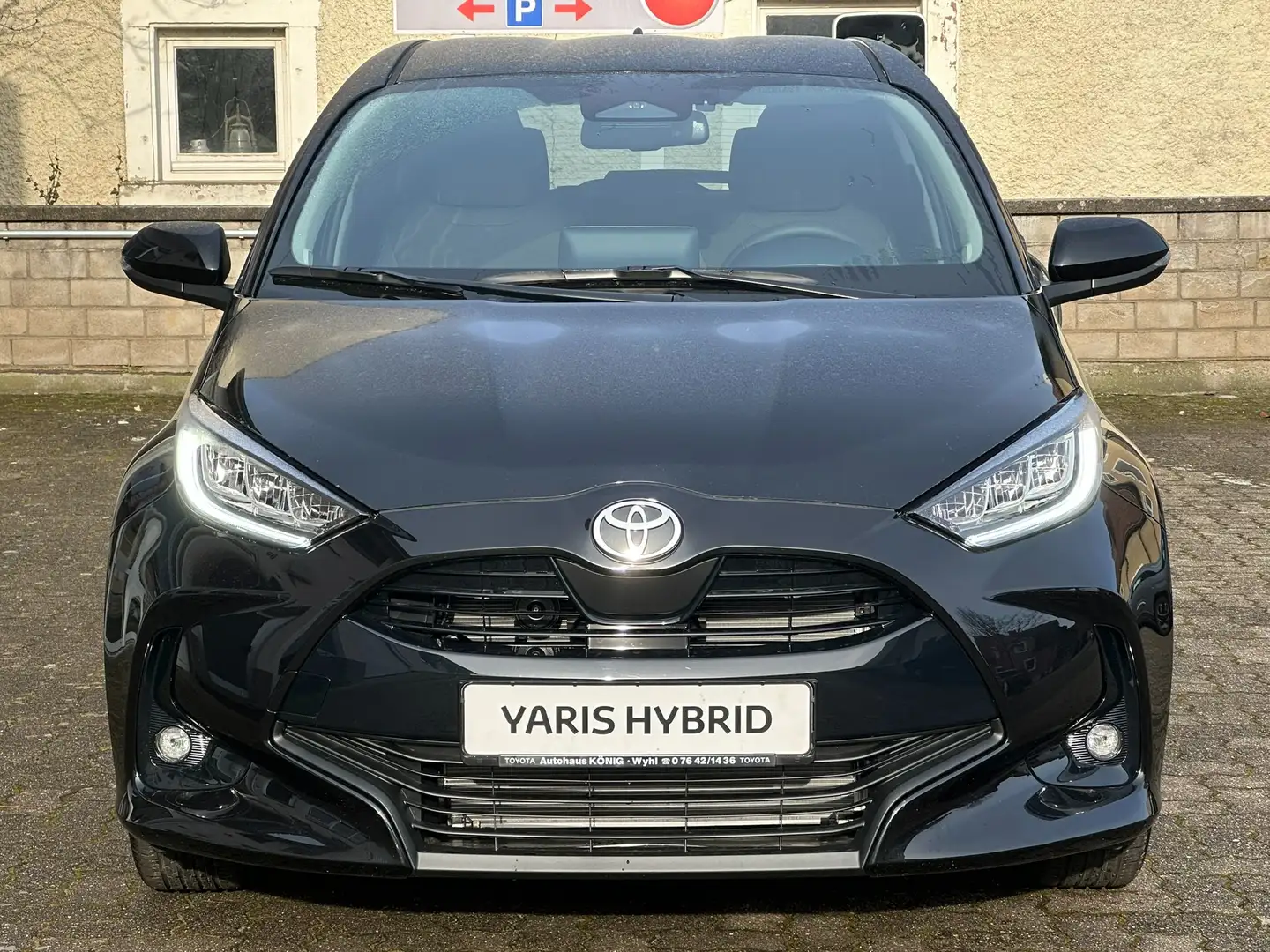 Toyota Yaris Hybrid Team Deutschland + Comfort Paket Zwart - 2