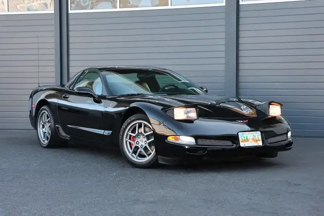 Corvette C5 5.7 V8 Z06 Coupé/BOSE/Leder/Memory/R17-18