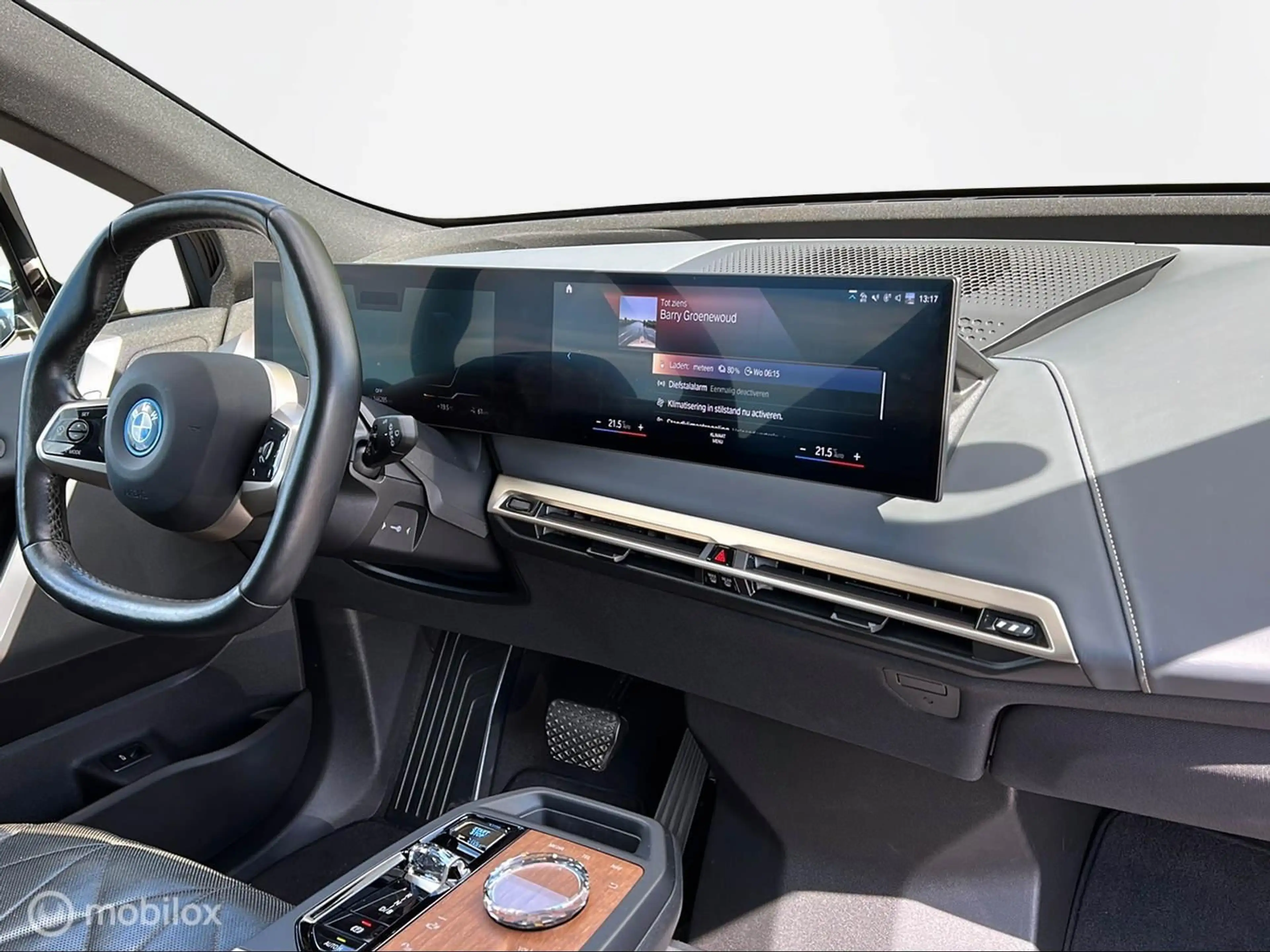 BMW iX xDrive40 High Executive Pano Harman/Kardon Trekhaa — photo 10