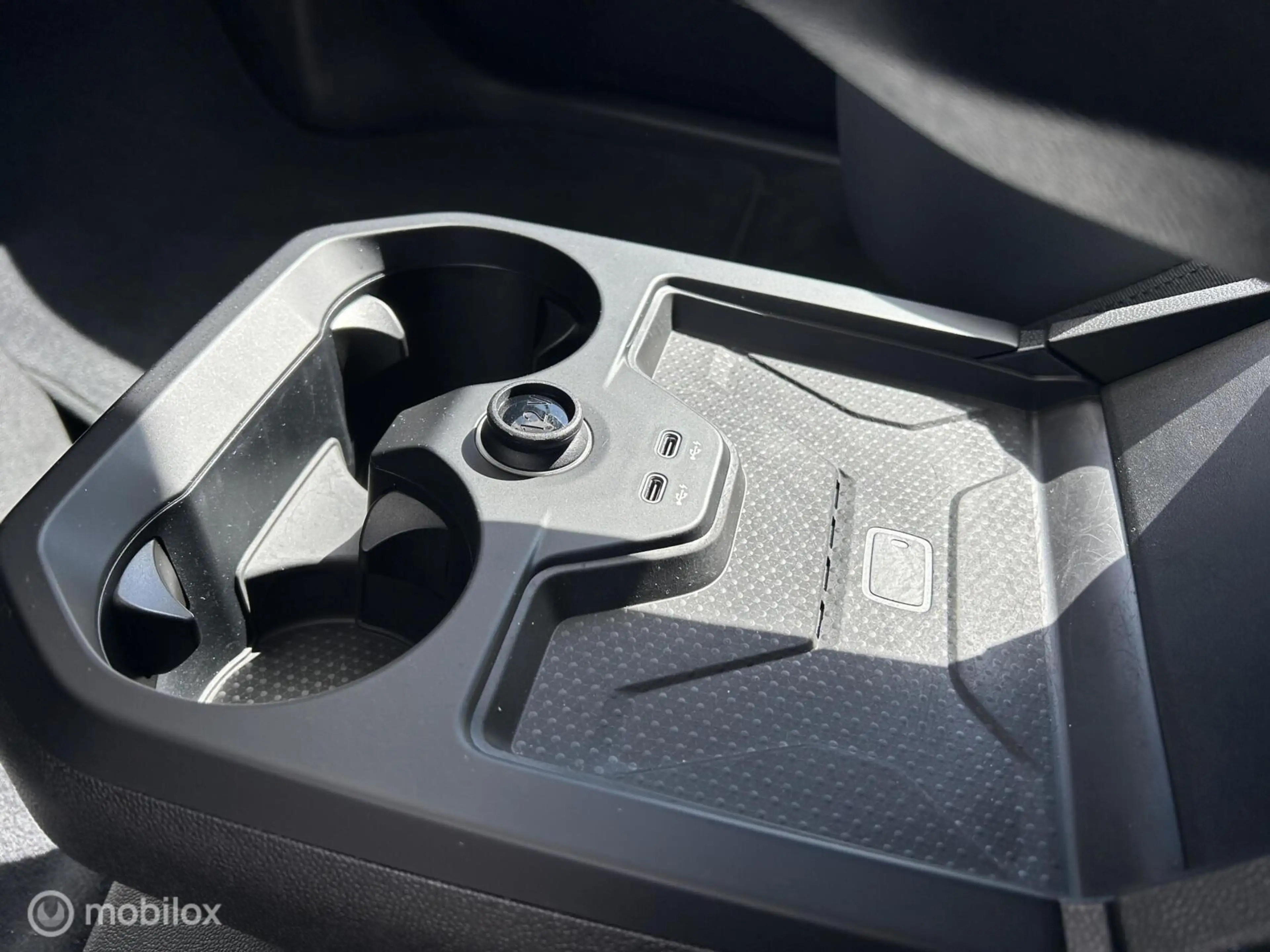 BMW iX xDrive40 High Executive Pano Harman/Kardon Trekhaa — photo 26