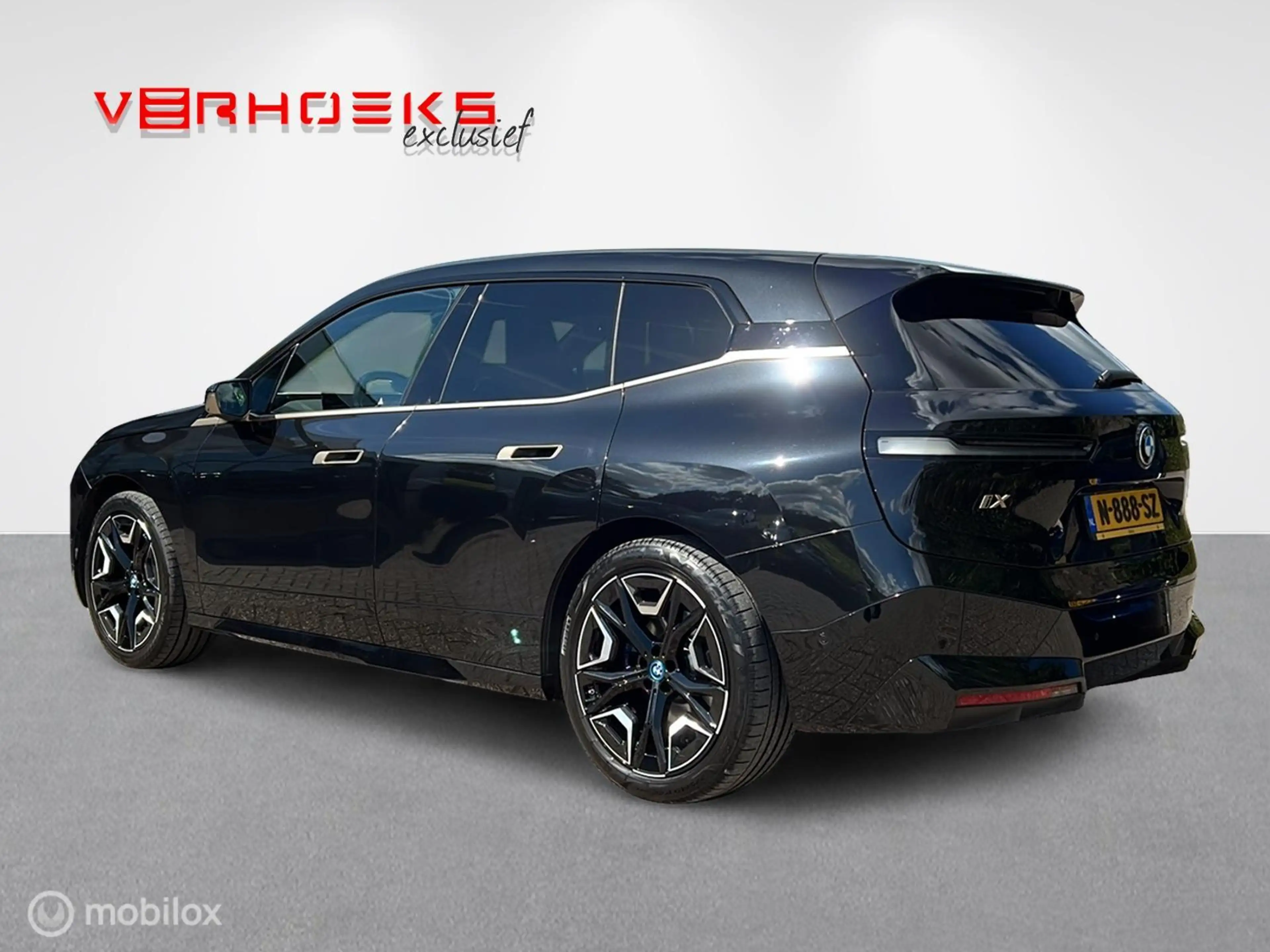 BMW iX xDrive40 High Executive Pano Harman/Kardon Trekhaa — photo 2