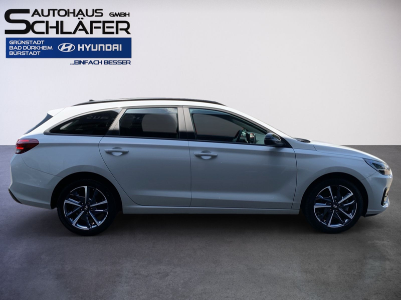 Hyundai i30 Kombi 1.5 T-GDI Advantage Mild-Hybrid Panora — photo 3