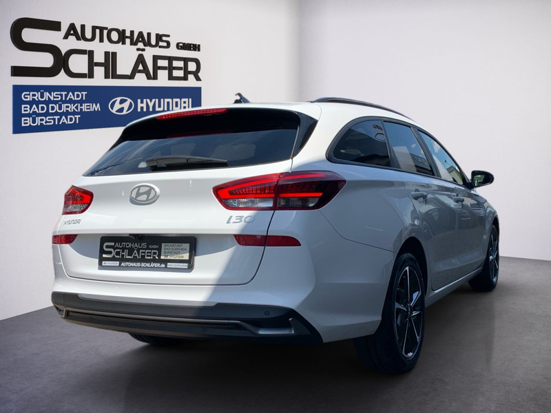 Hyundai i30 Kombi 1.5 T-GDI Advantage Mild-Hybrid Panora — photo 4