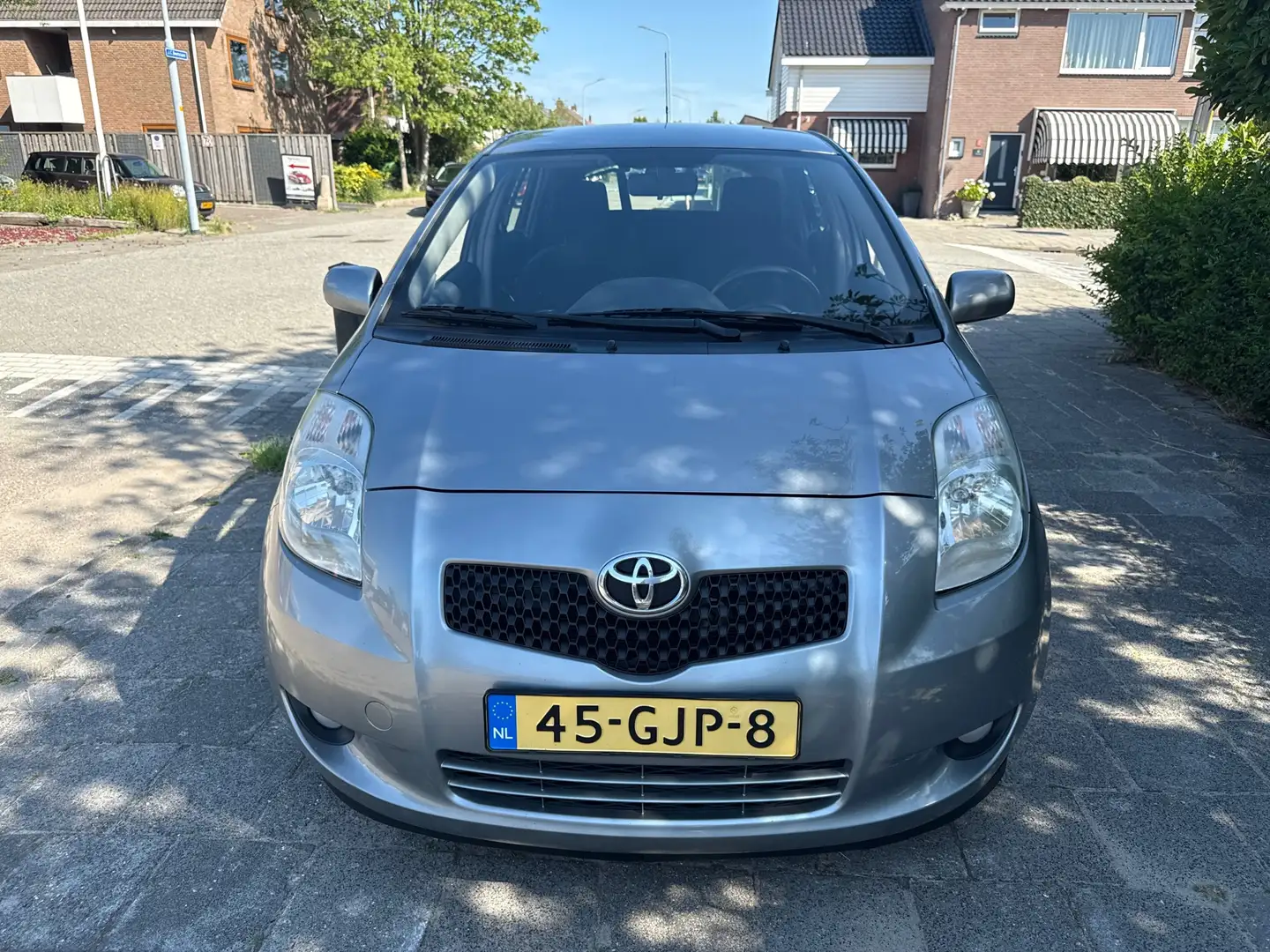 Toyota Yaris 1.3 VVTi Luna MMT Grijs - 2