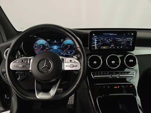 Mercedes-Benz GLC view 14