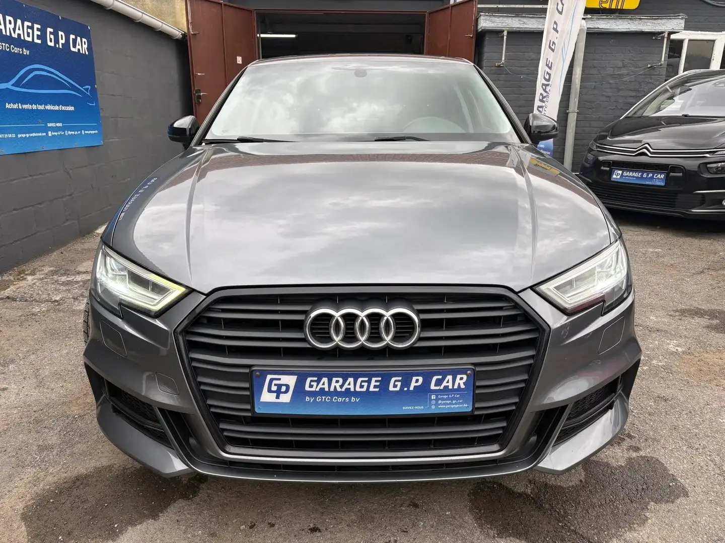 Audi A3 Sedan 1.6 TDi S Line S tronic Grigio - 2
