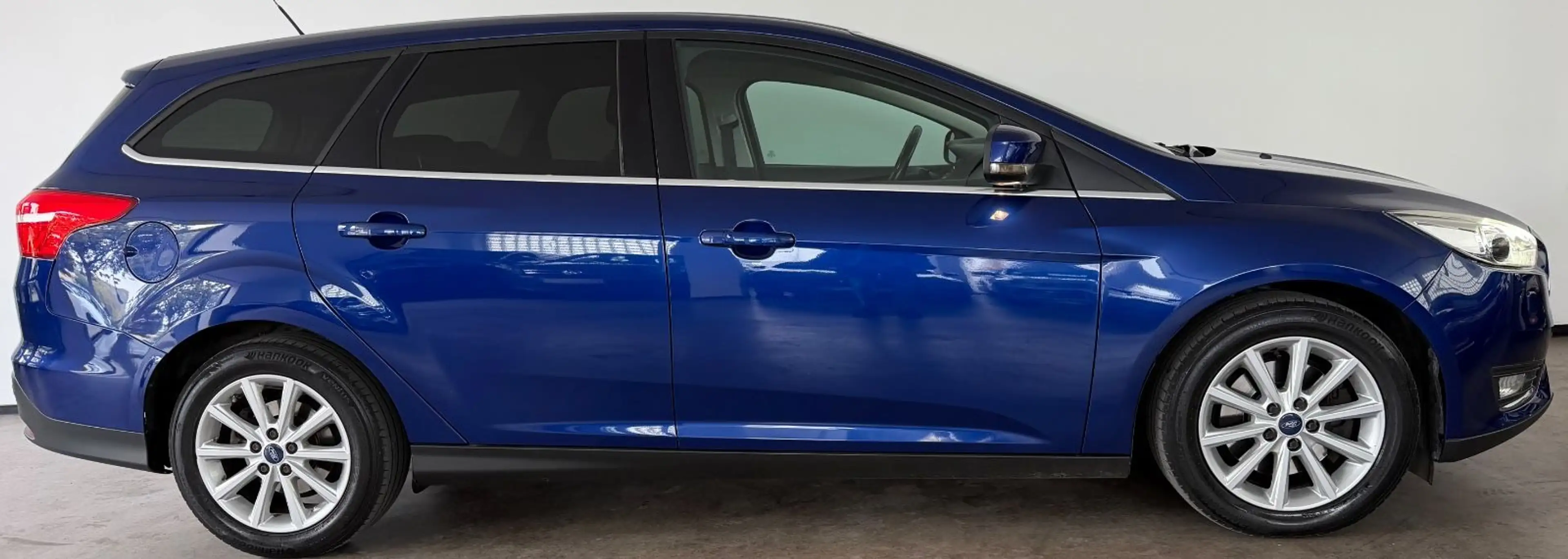 Ford Focus Turnier Titanium 2.Hd Temp AHK PDC Keyless — photo 2