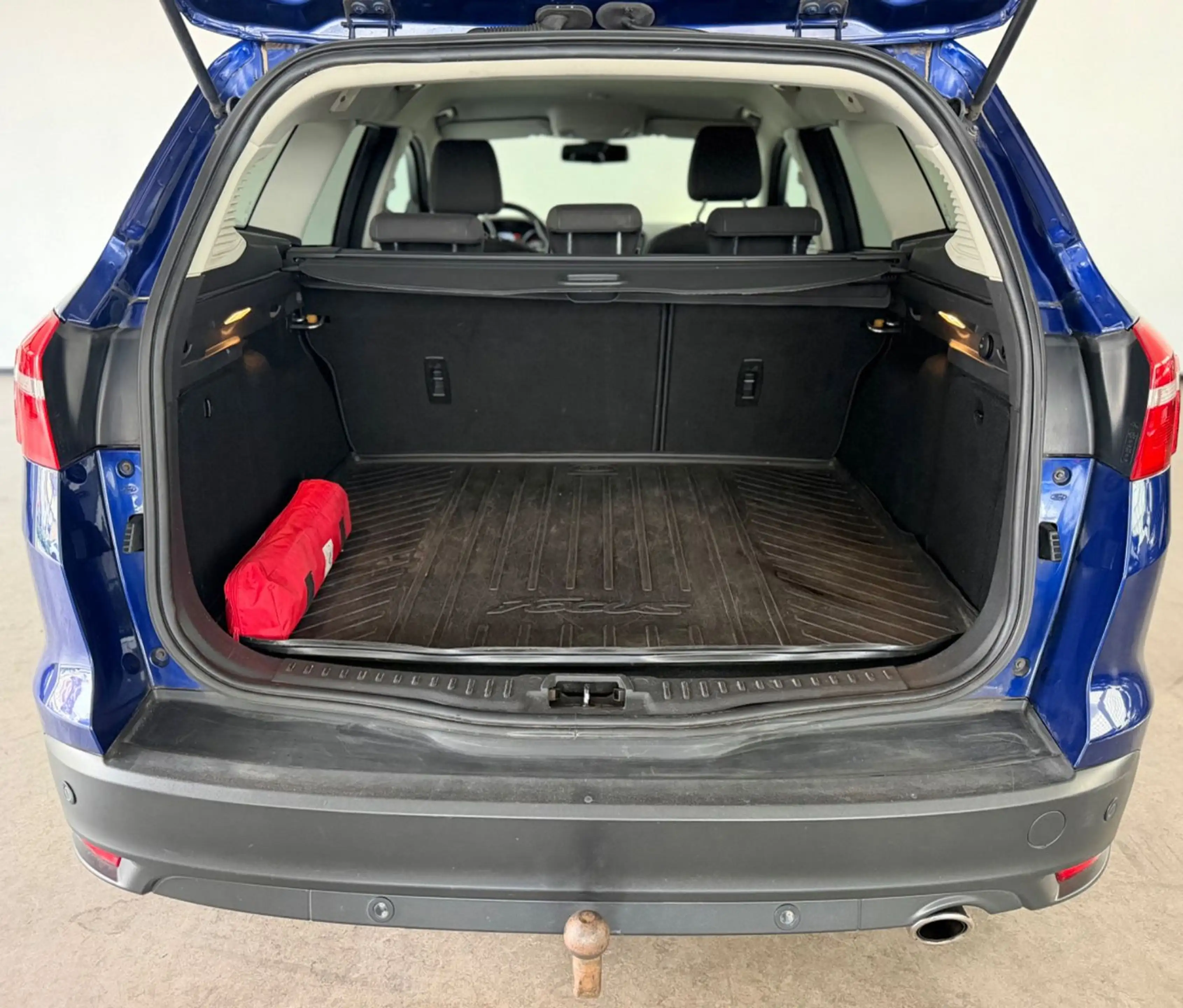Ford Focus Turnier Titanium 2.Hd Temp AHK PDC Keyless — photo 15
