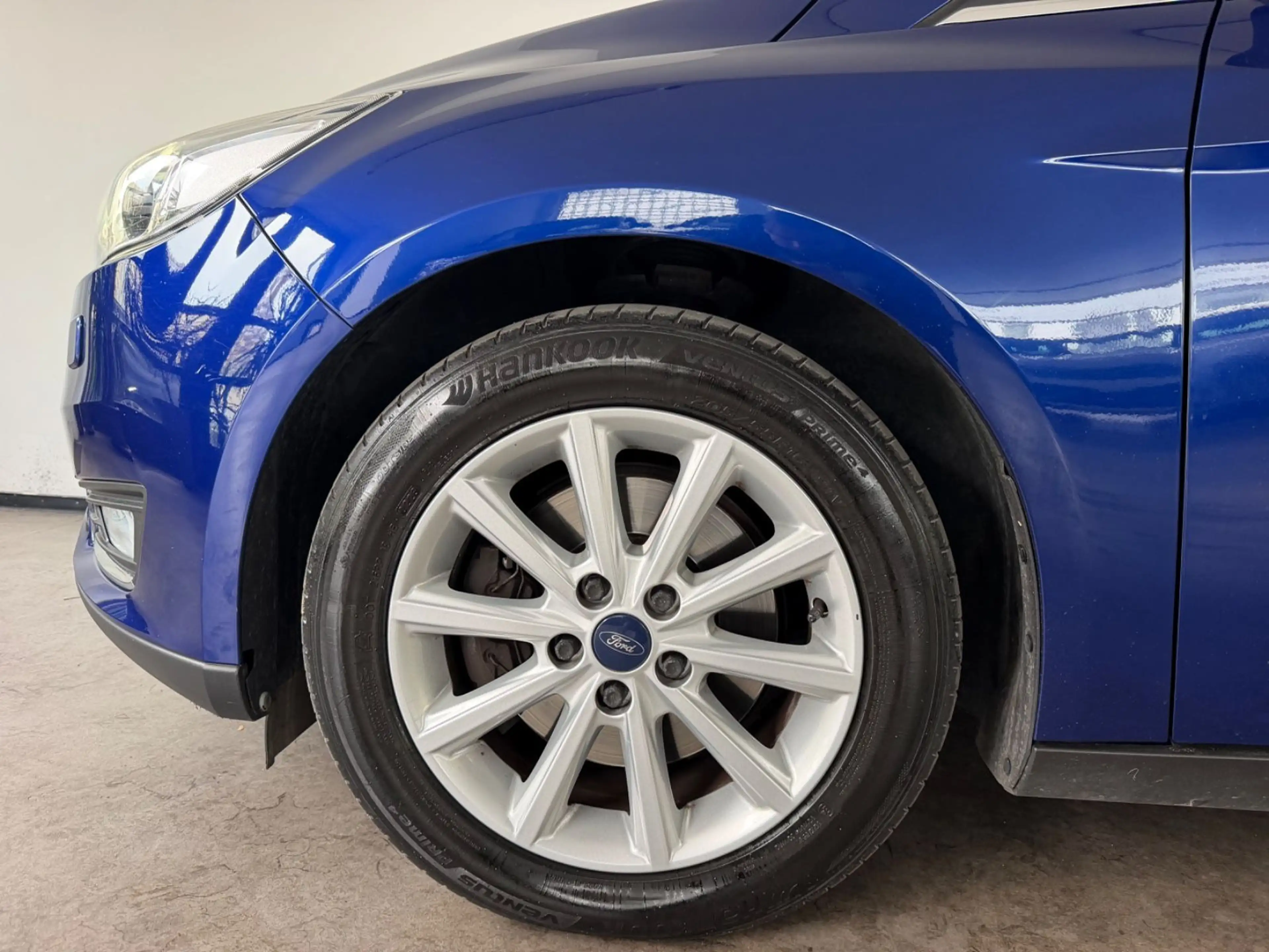 Ford Focus Turnier Titanium 2.Hd Temp AHK PDC Keyless — photo 9