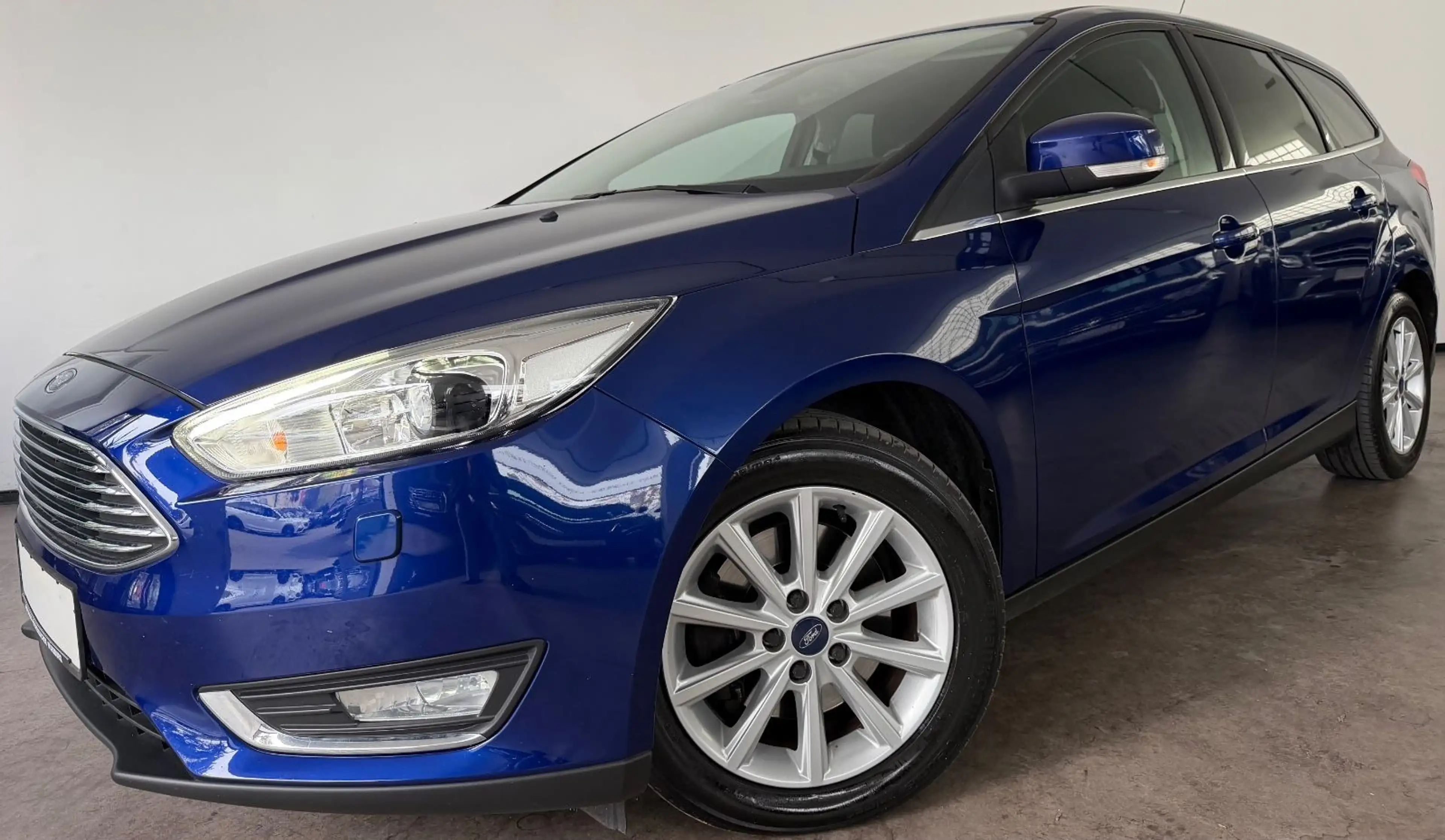 Ford Focus Turnier Titanium 2.Hd Temp AHK PDC Keyless — photo 8