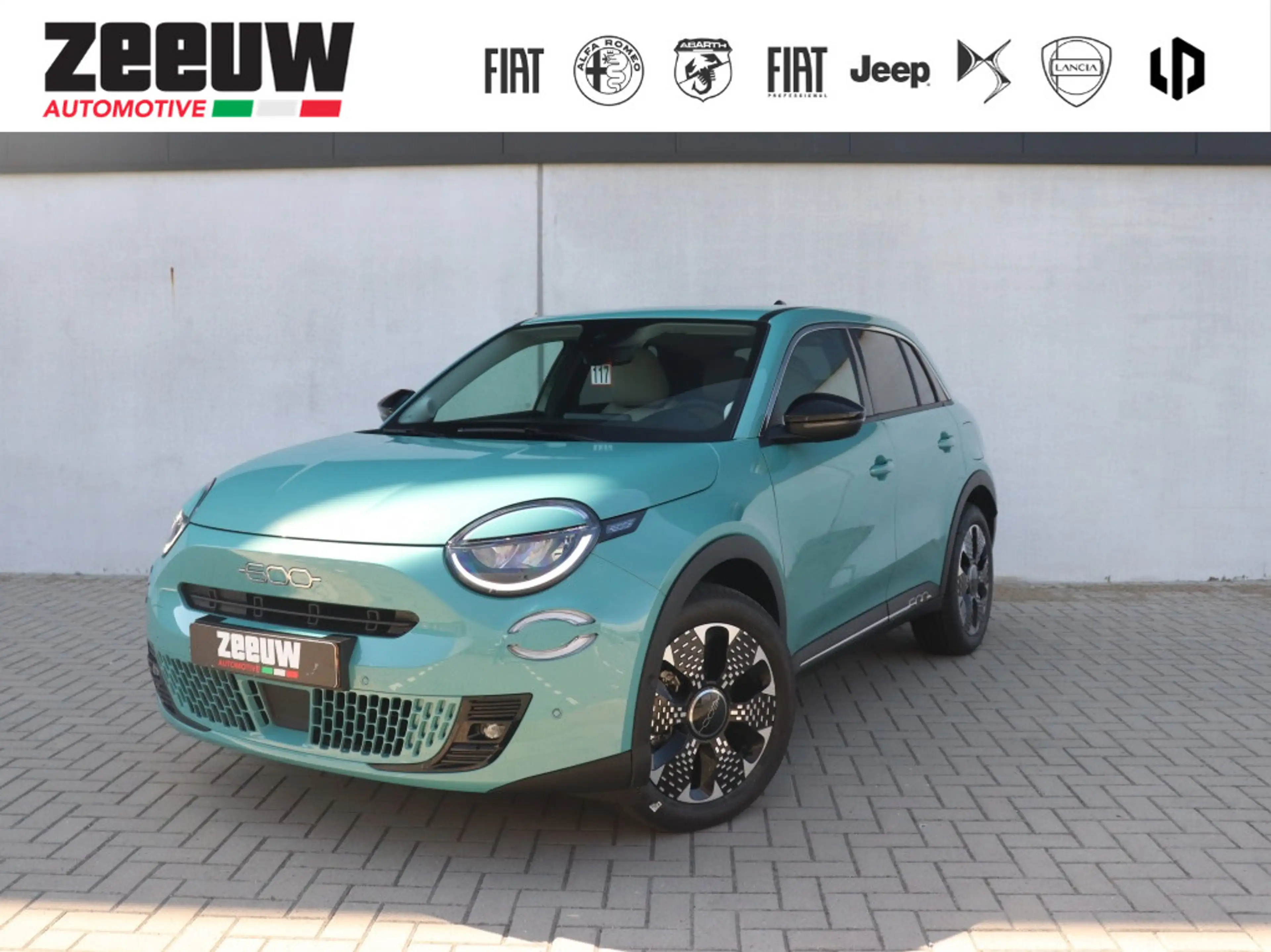 Fiat 600 1.2 Hybrid 110 PK La Prima | Navi | Camera | Carpl