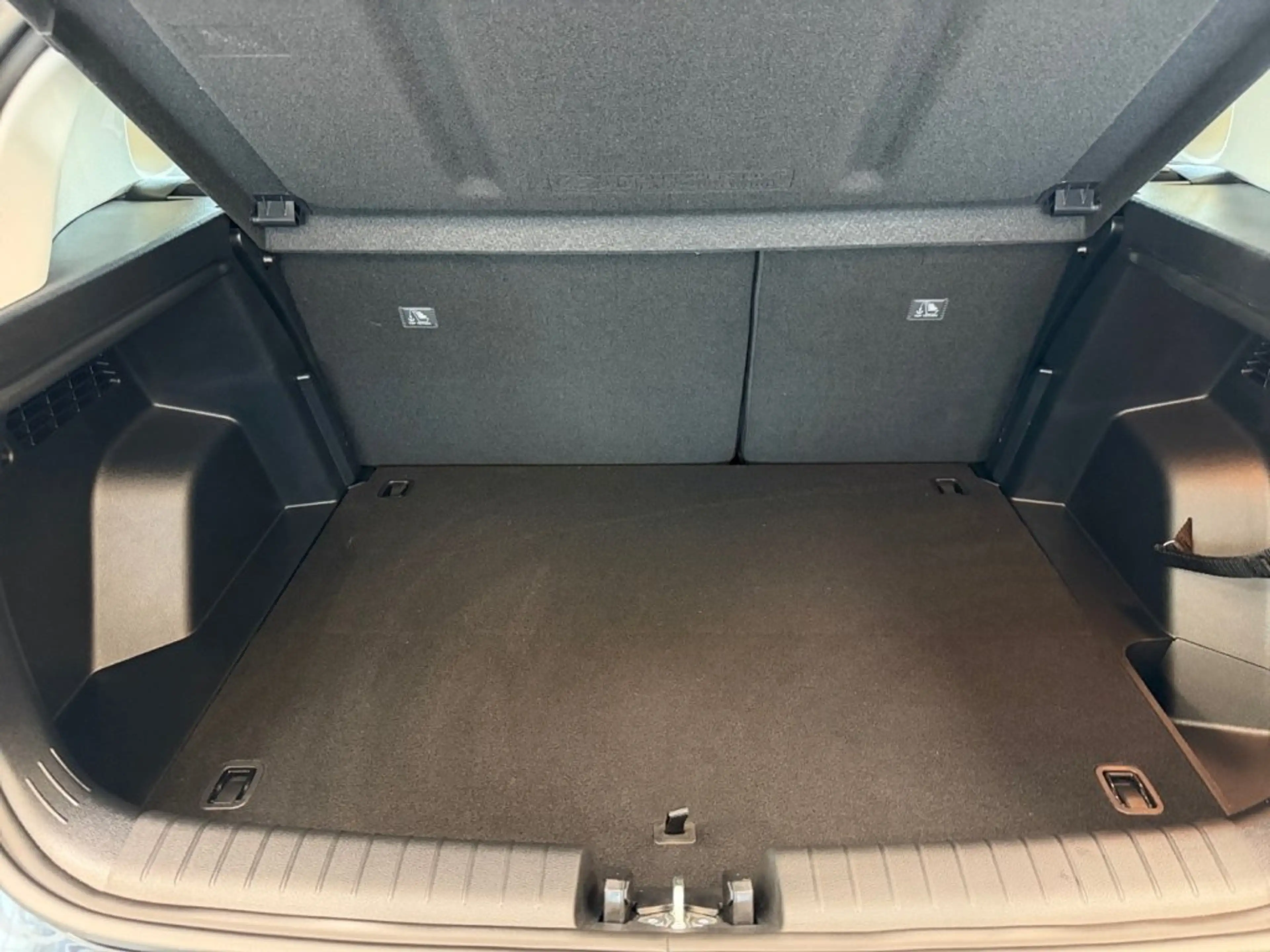 Hyundai BAYON GO Plus 1.0 T-GDI DCT y6bu2-PP4 — photo 12