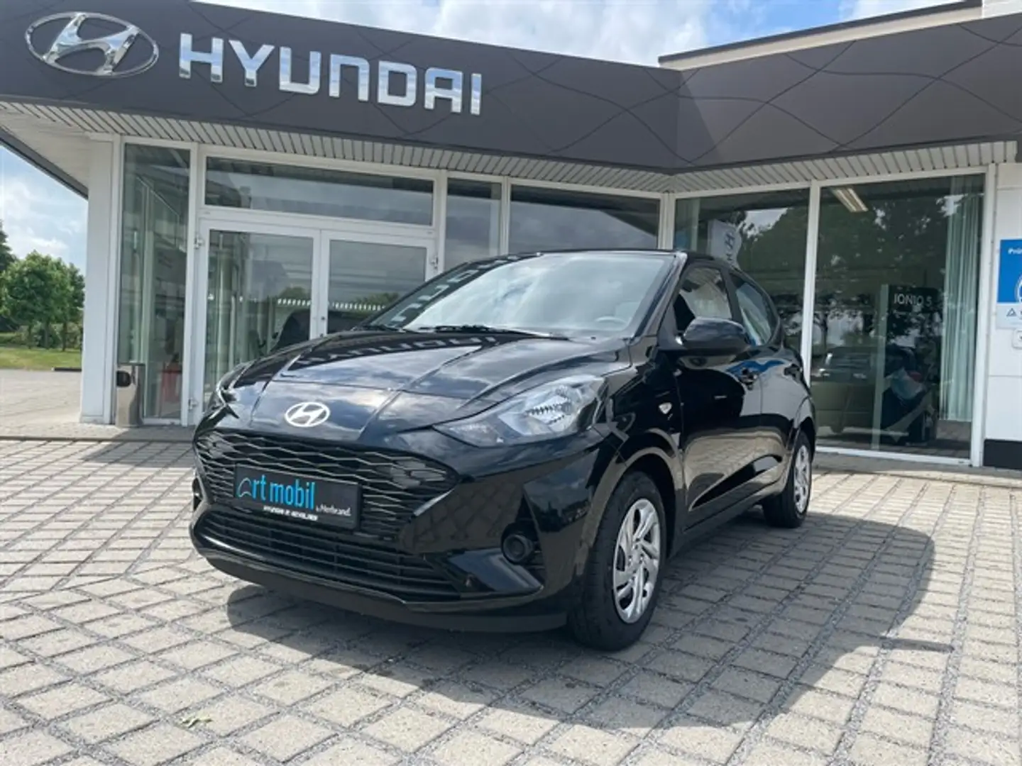 Hyundai i10 Select Schwarz - 1