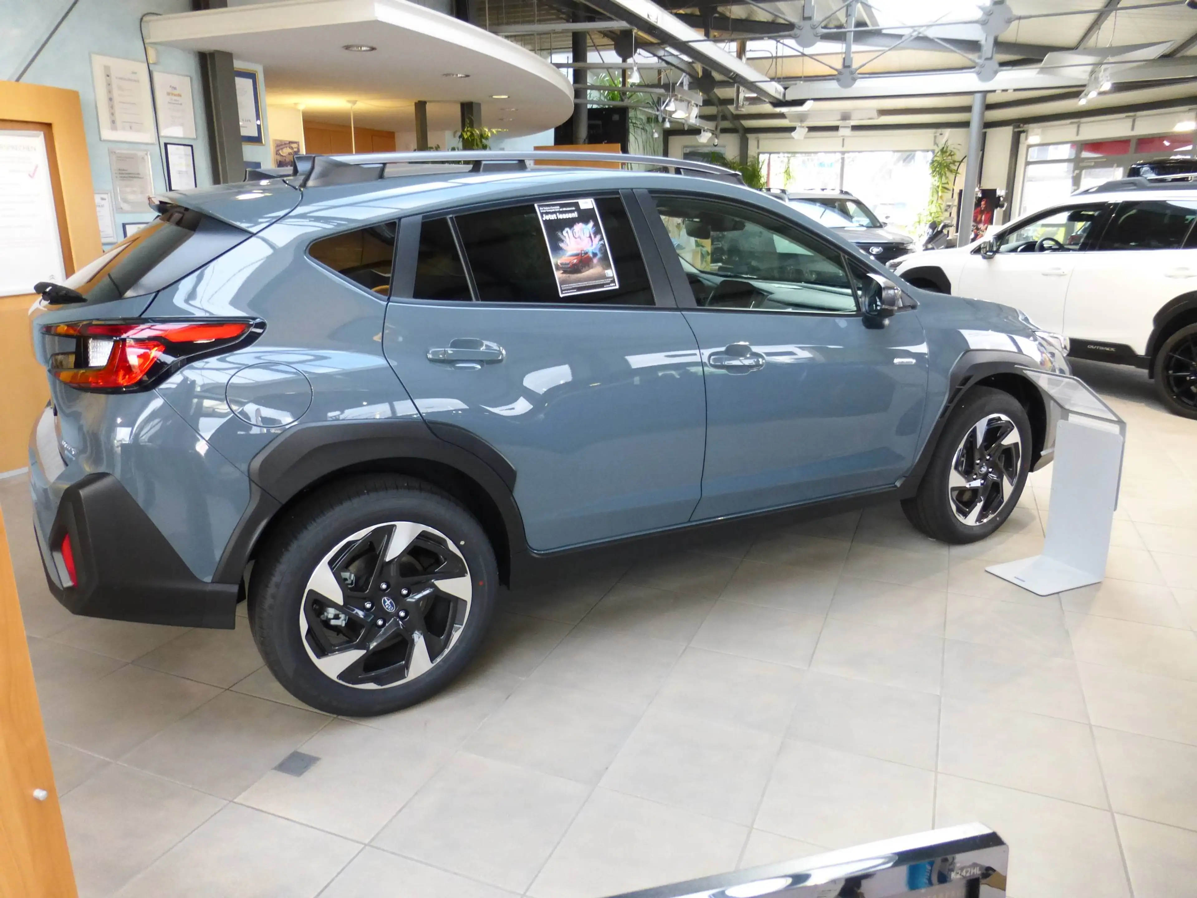 Subaru Crosstrek 2.0ie e-BOXER Platinum Lineartonic — photo 2