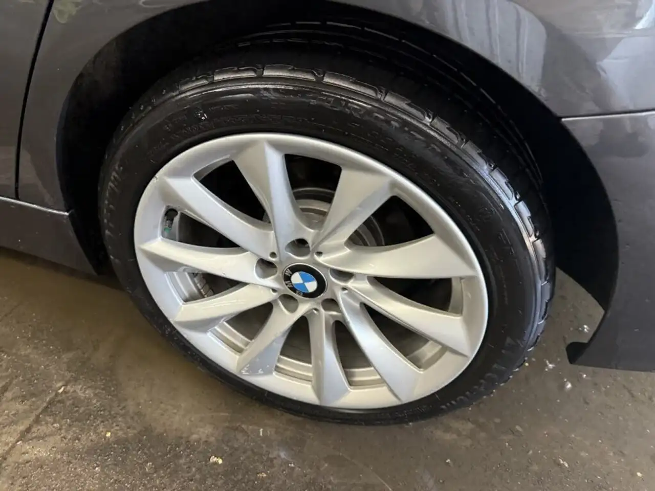 BMW 3 Series photo BMW 3 Series