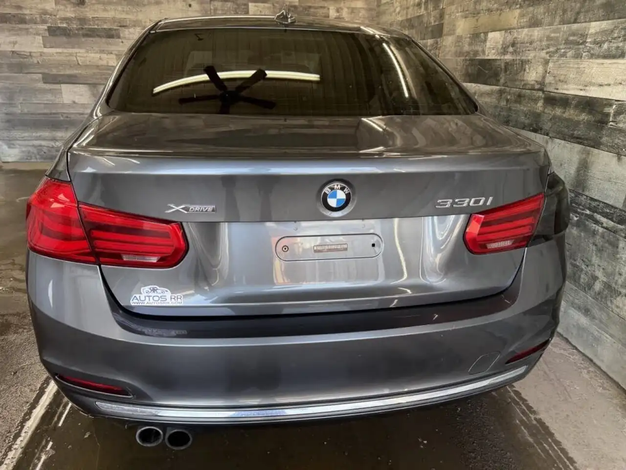 BMW 3 Series photo BMW 3 Series