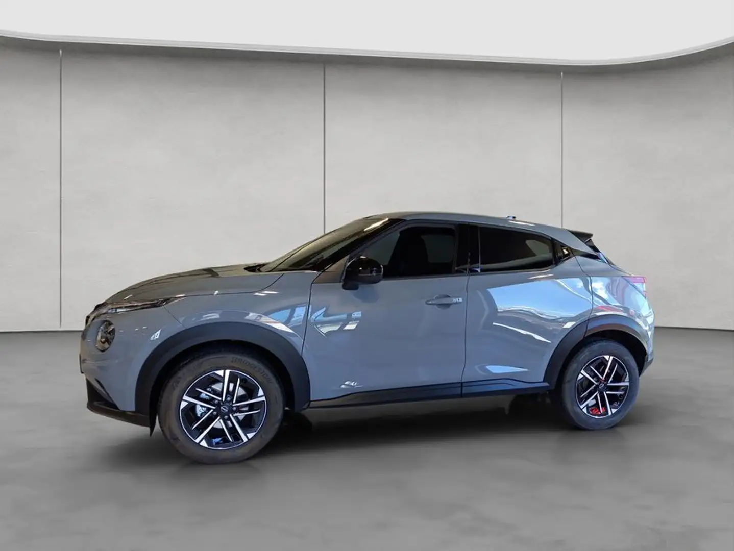 Nissan Juke 1.0 DIG-T DCT N-Connecta 84 kW, 5-türig Grau - 2
