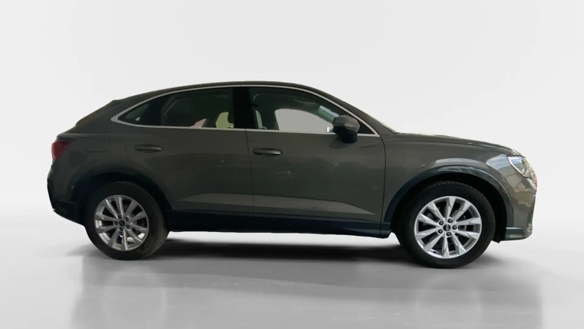 Audi Q3 SPORTBACK ADVANCED 35 ETFSI 110(150) KW(CV) S Gris - 2