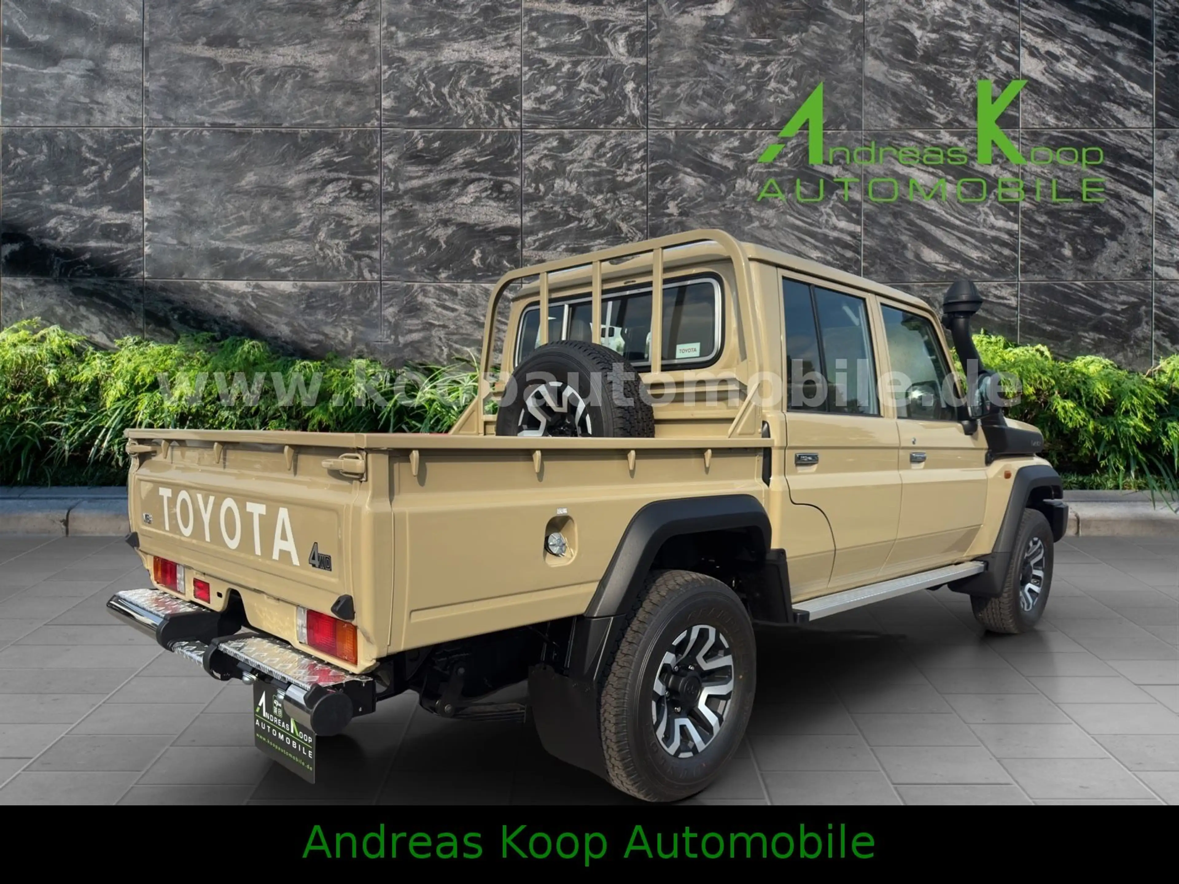 Toyota Land Cruiser GRJ 79 DC LX 40th Automatik SOFORT — photo 4