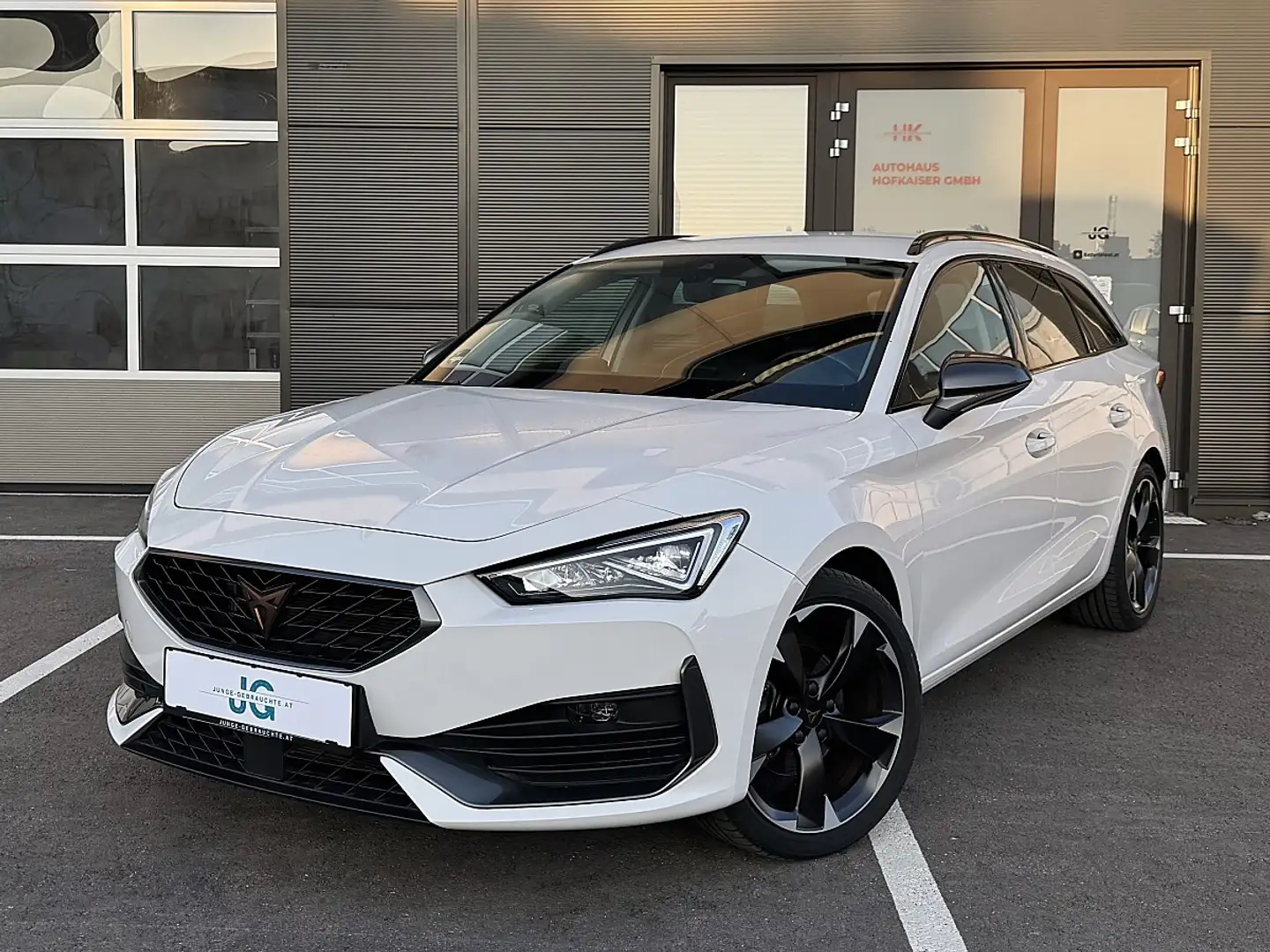 CUPRA Leon SP Kombi 1.5 eTSI DSG 150 Weiß - 1