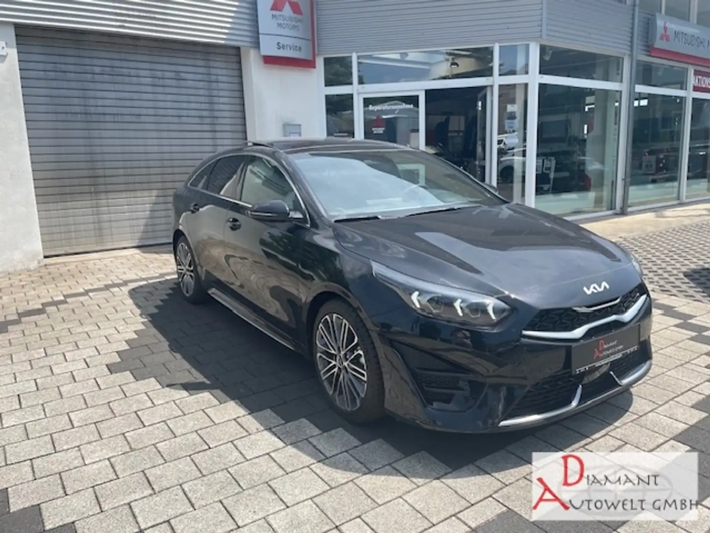 Kia ProCeed / pro_cee'd 1.5T 140 DCT7 GT-Line Technik Glasdach 18Z Leder Schwarz - 2