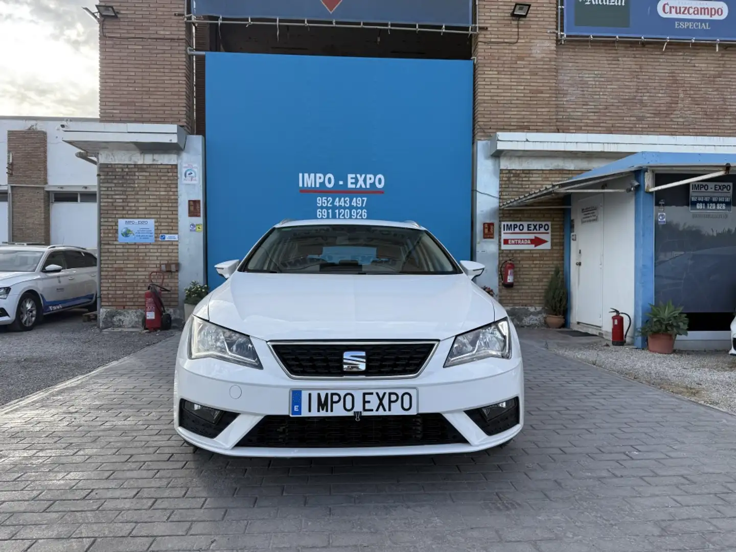 SEAT Leon ST 2.0TDI CR S&S Style 150 Weiß - 2