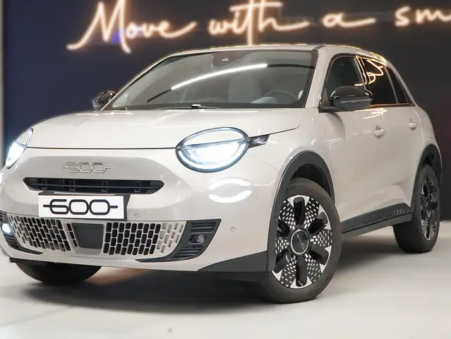 Fiat 600 600 HYBRID La Prima