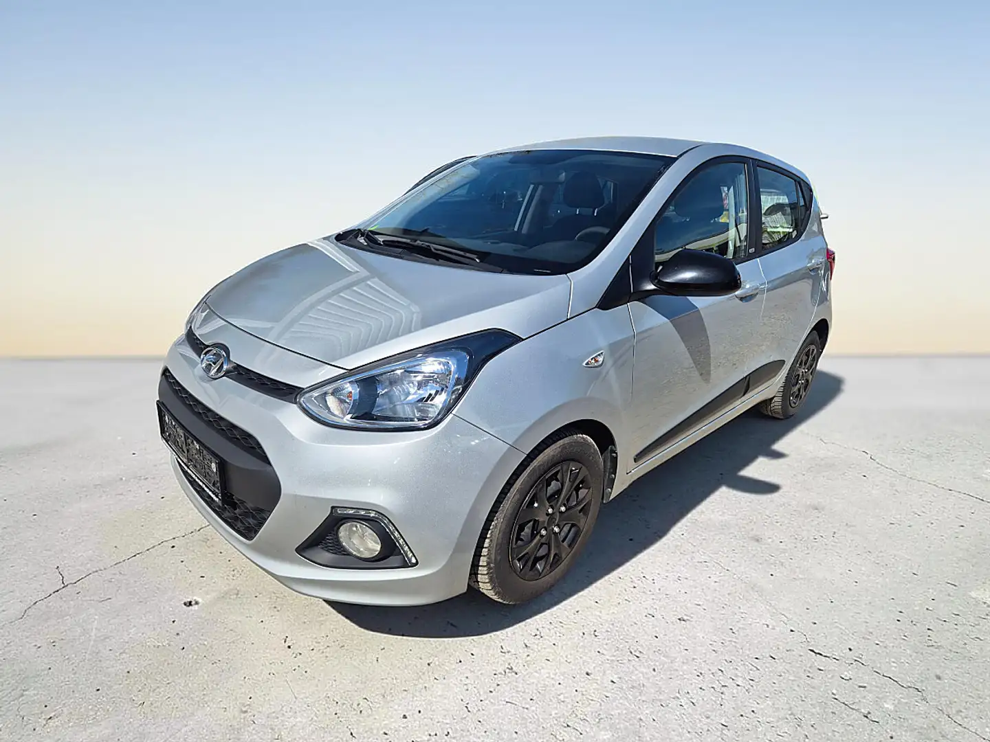 Hyundai i10 1,0 Black Line Start/Stopp verkauft !!!!!!!!!!... Grau - 1