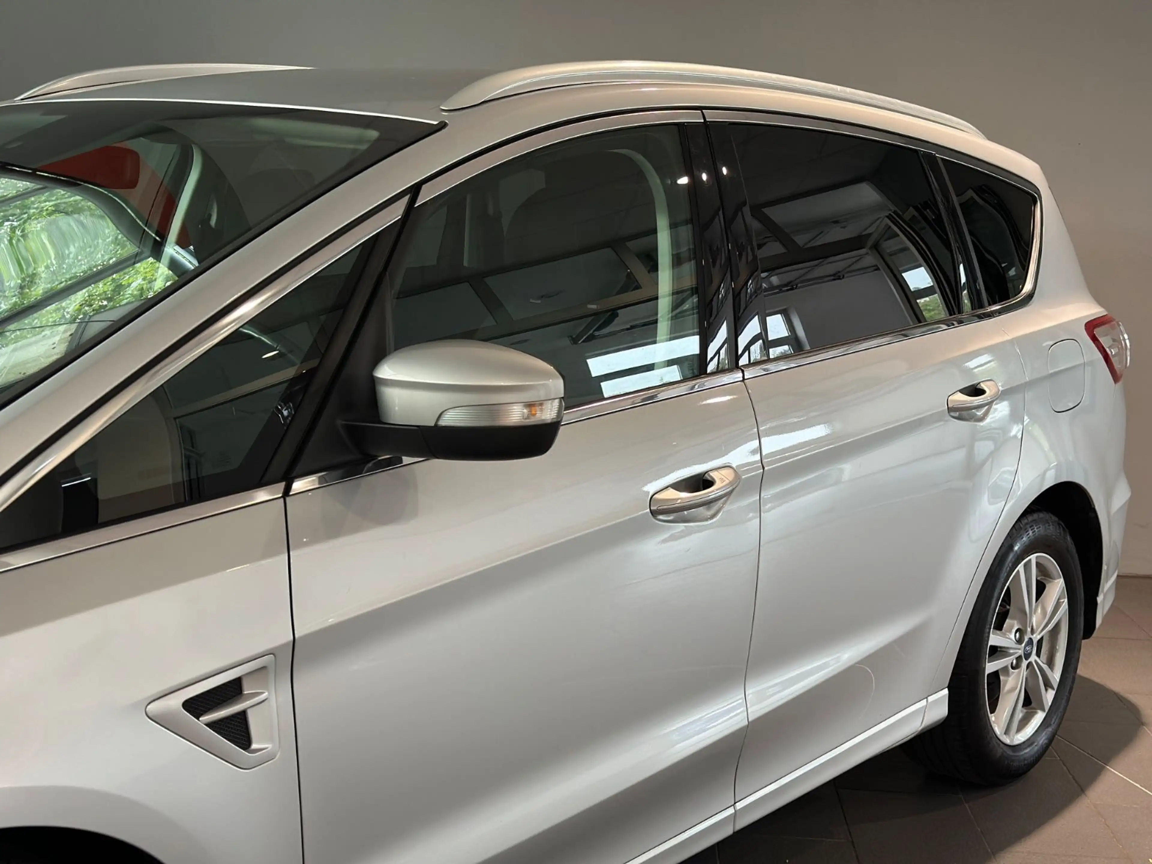 Ford S-Max S-MAX Titanium 2.0 #AUTOMATIK #KAMERA #NAVI #DAB — photo 10