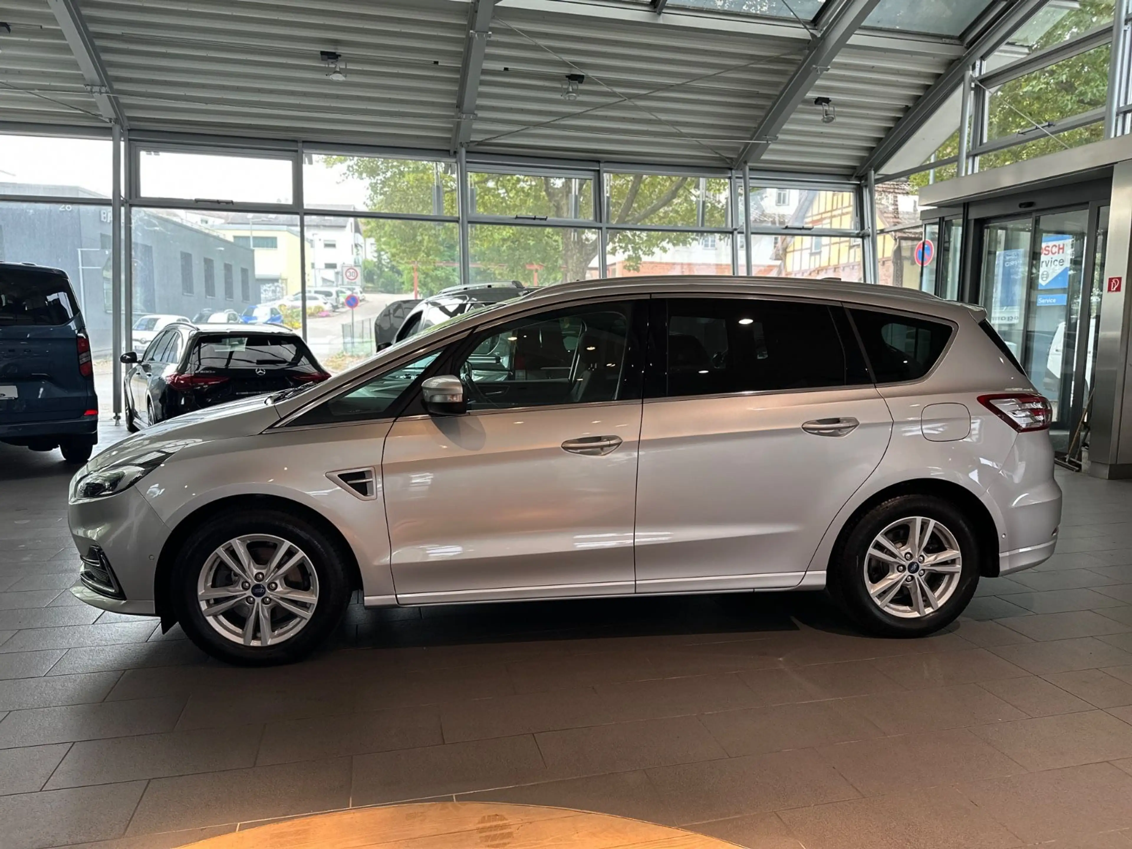 Ford S-Max S-MAX Titanium 2.0 #AUTOMATIK #KAMERA #NAVI #DAB — photo 8