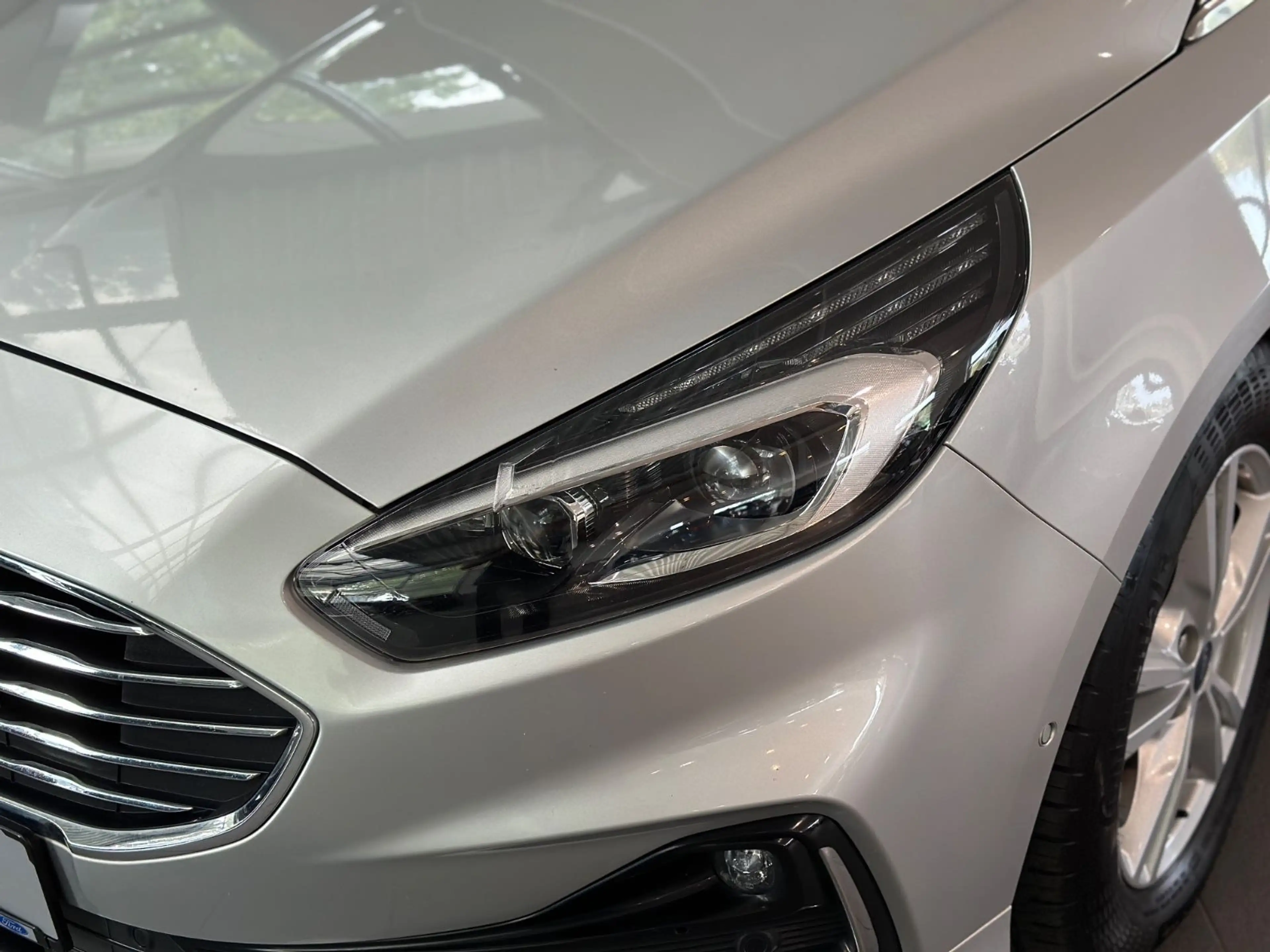 Ford S-Max S-MAX Titanium 2.0 #AUTOMATIK #KAMERA #NAVI #DAB — photo 12
