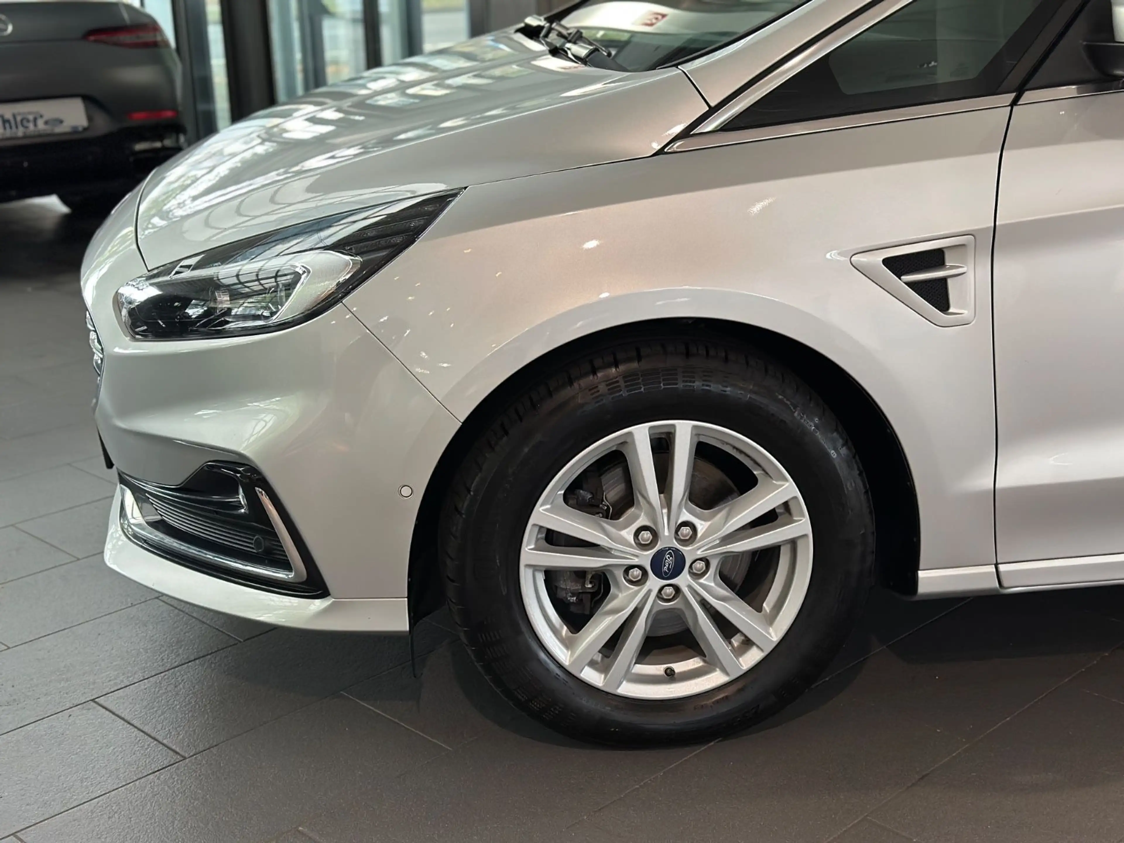 Ford S-Max S-MAX Titanium 2.0 #AUTOMATIK #KAMERA #NAVI #DAB — photo 11