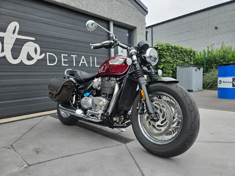 Triumph Speedmaster - foto 3