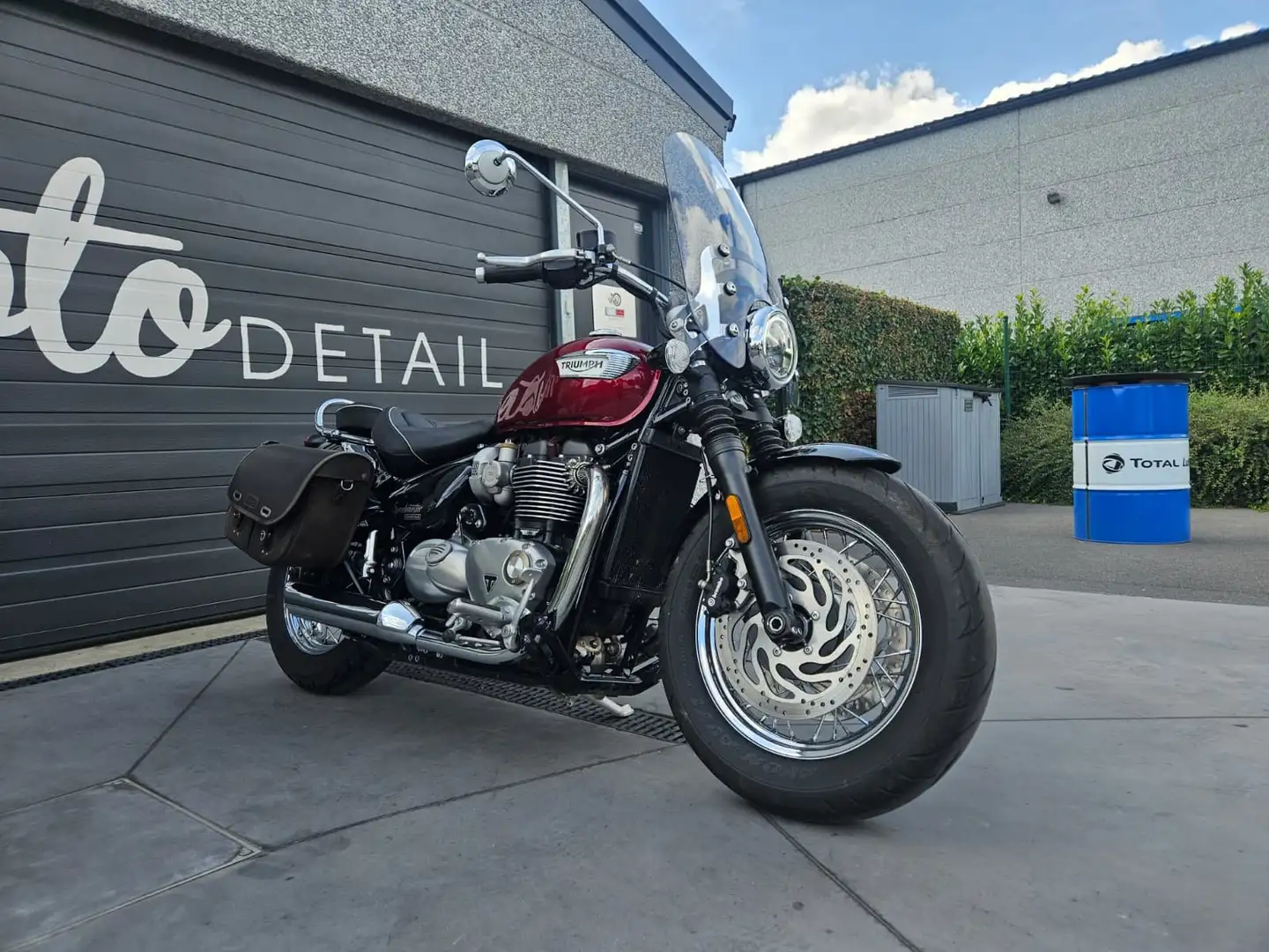 Triumph Speedmaster - 1