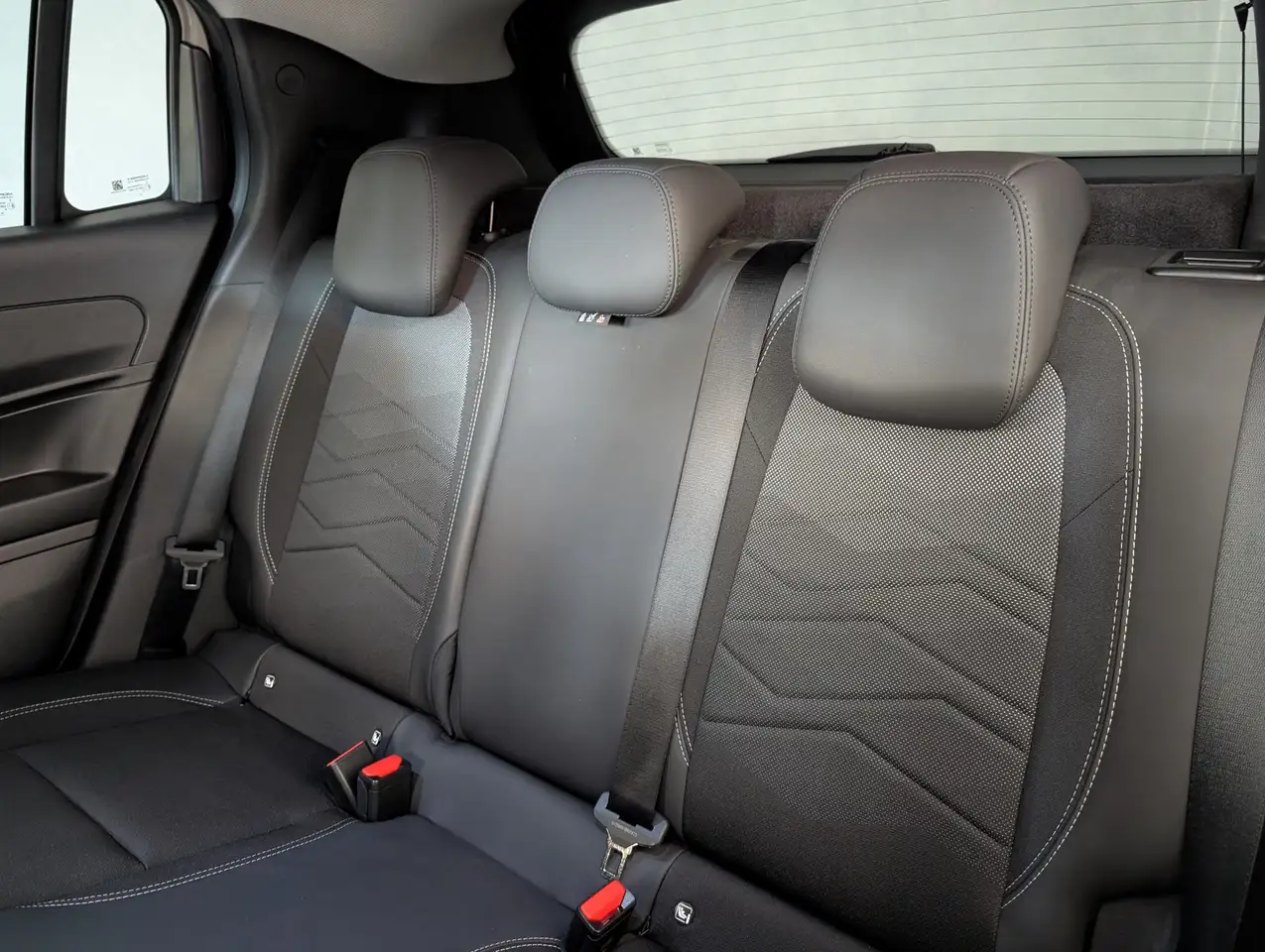 Jeep Avenger 1.2 TURBO 100CV SUMMIT 16