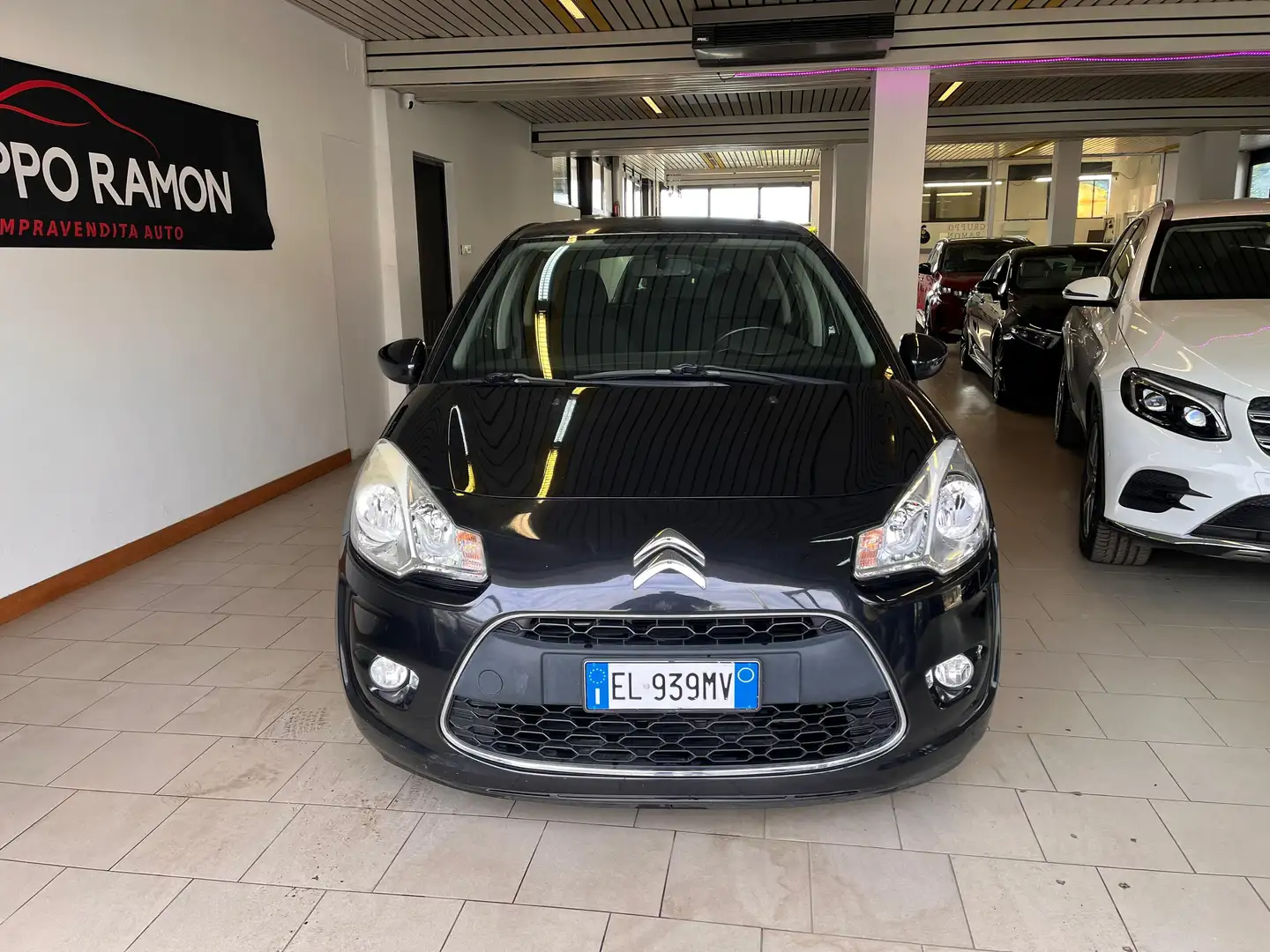 Citroen C3 C3 1.1 Exclusive GPL Noir - 2