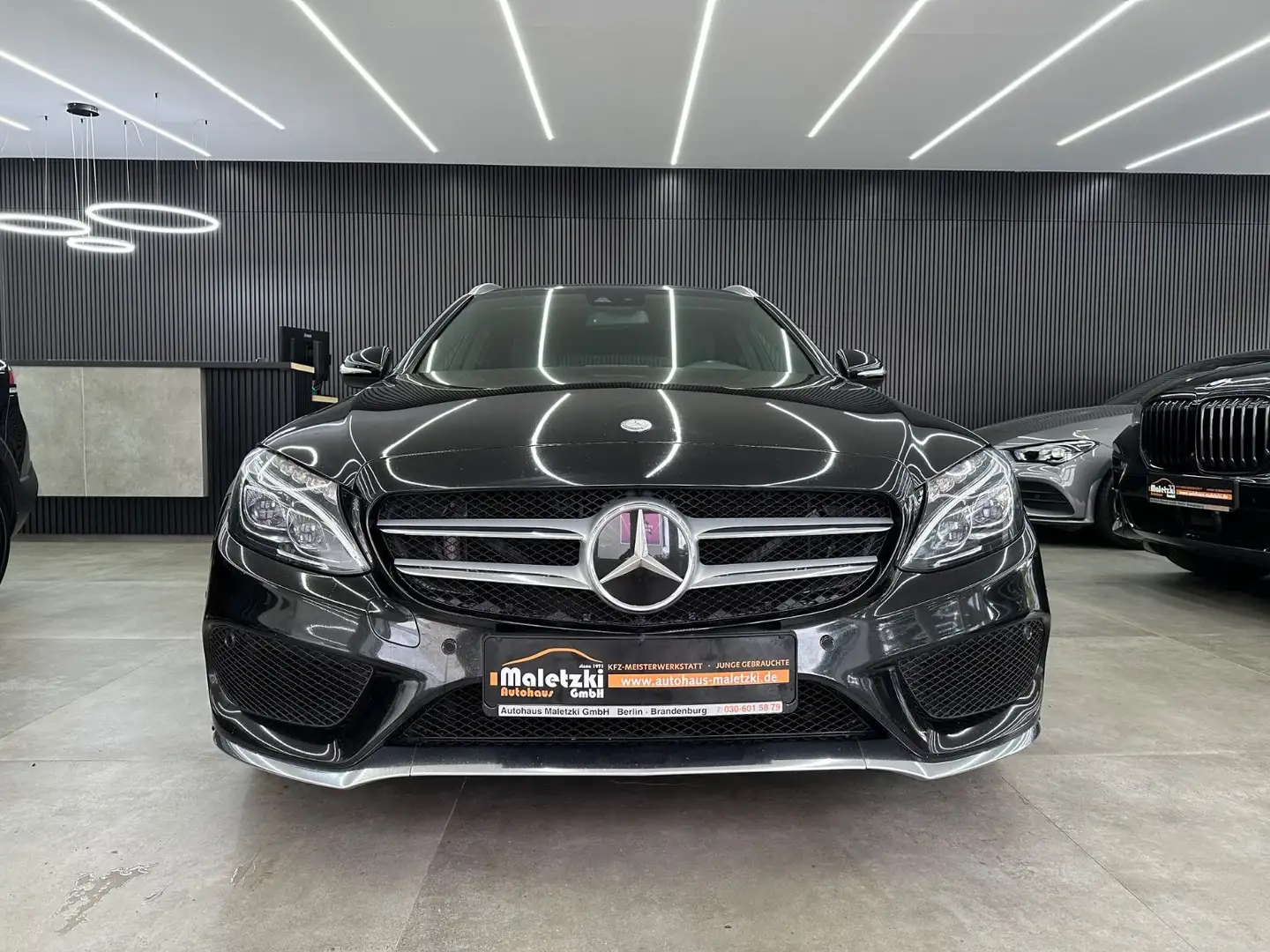 Mercedes-Benz C 250 d T AMG-Line*Distronic*Totwinkel*Keyless* Negru - 2
