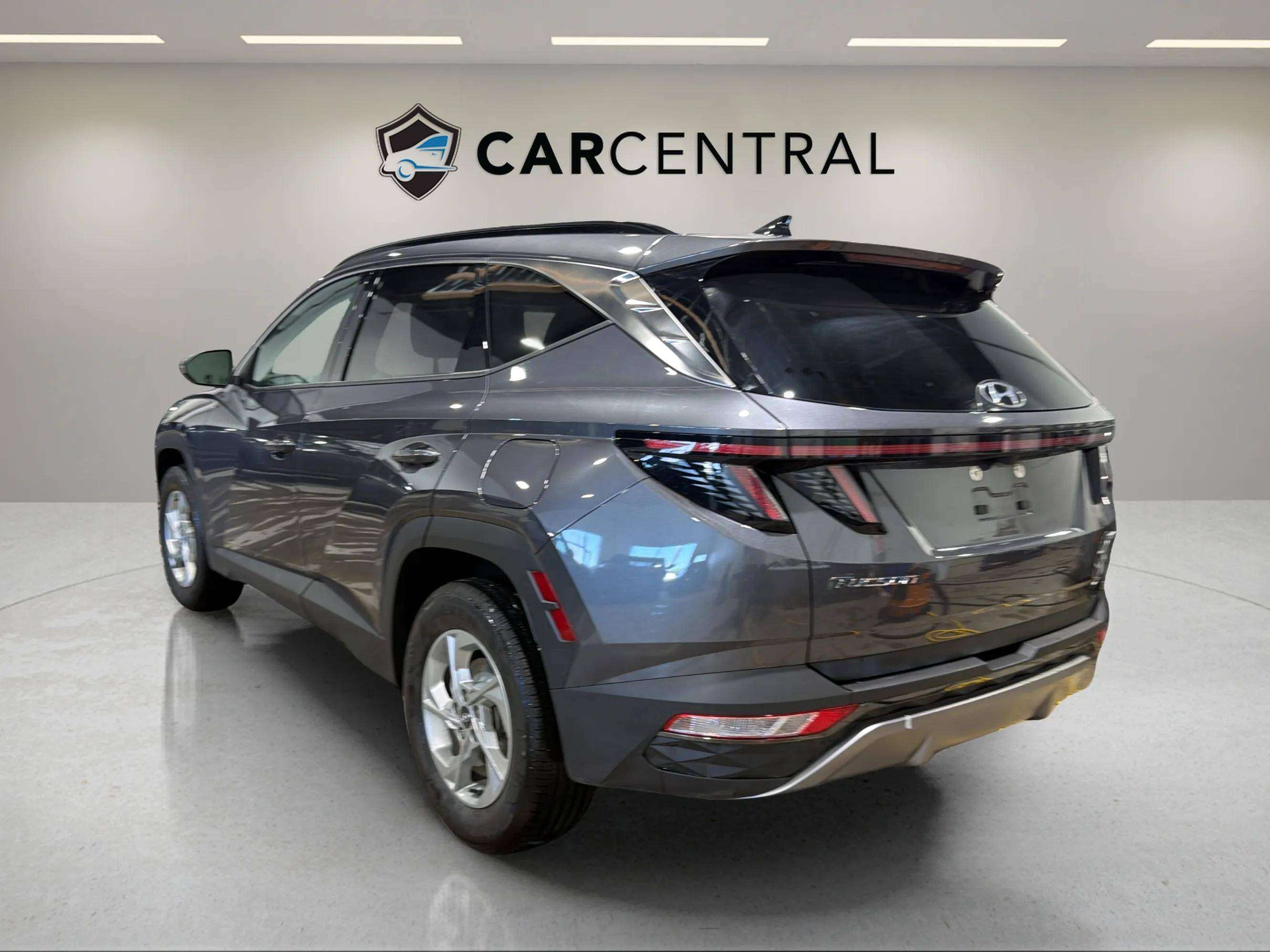 2023 Hyundai Tucson PREFERRED | CLEAN CARFAX|  PANO |1 OWNER | CARPLAY — снимка 1