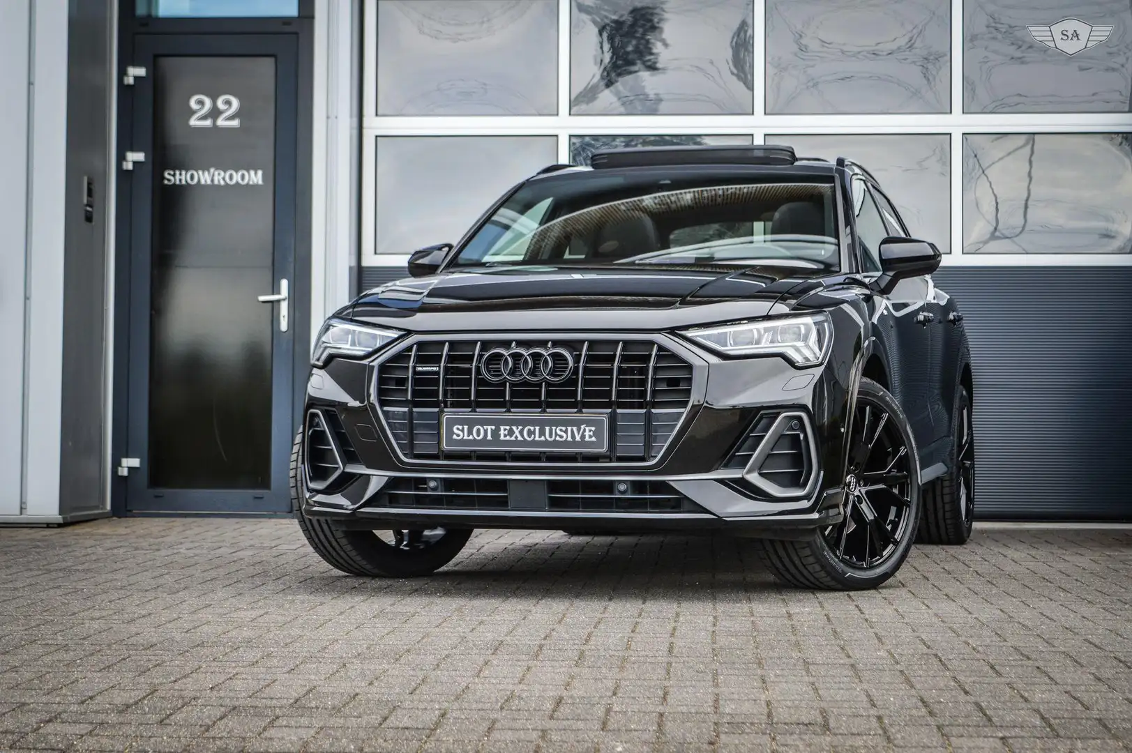 Audi Q3 45 TFSI |QUATTRO|3X S-LINE|PANO|B&O|MATRIX|FULL Zwart - 1