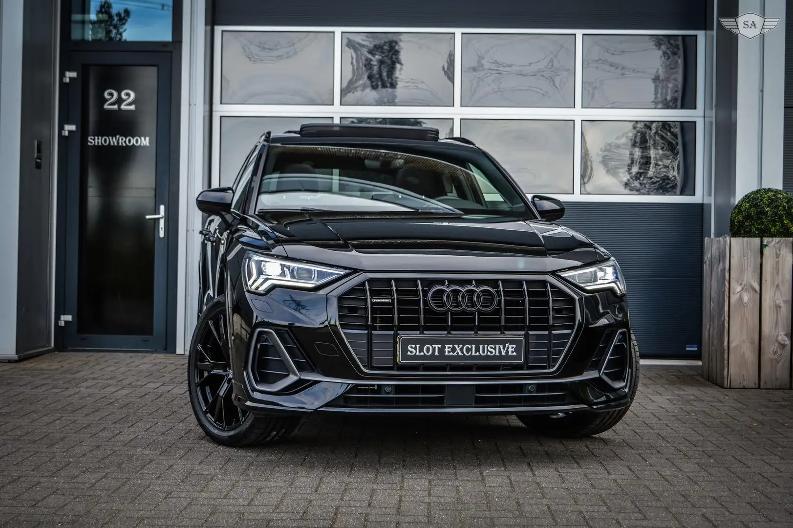 Audi Q3 45 TFSI |QUATTRO|3X S-LINE|PANO|B&O|MATRIX|FULL Zwart - 2