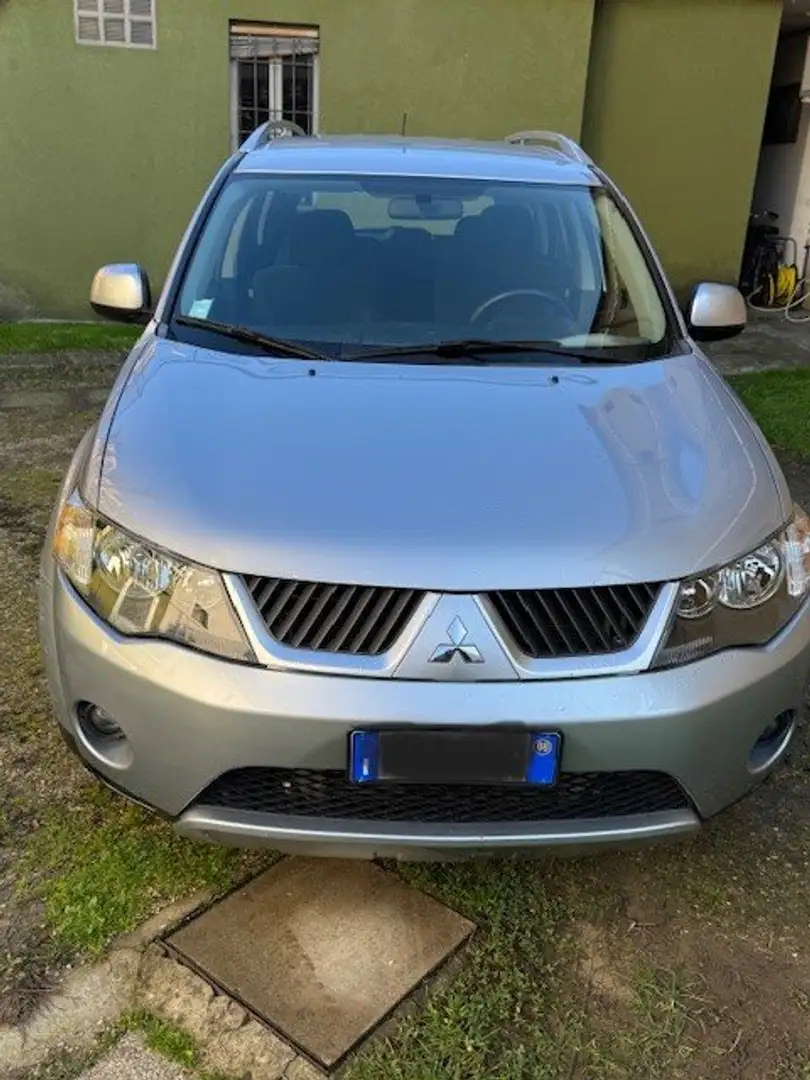 Mitsubishi Outlander Outlander II 2007 2.0 di-d Invite dpf Argento - 2