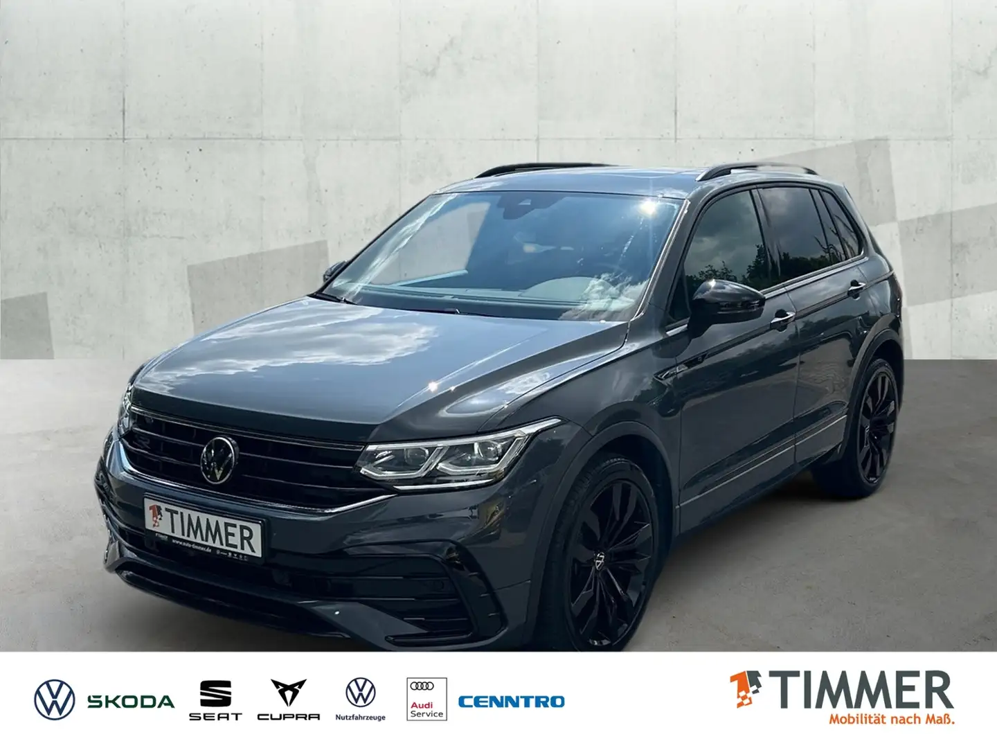 Volkswagen Tiguan 1.5 TSI DSG R-LINE BLACK *IQ.LIGHT *PANO *AHK * Grijs - 1