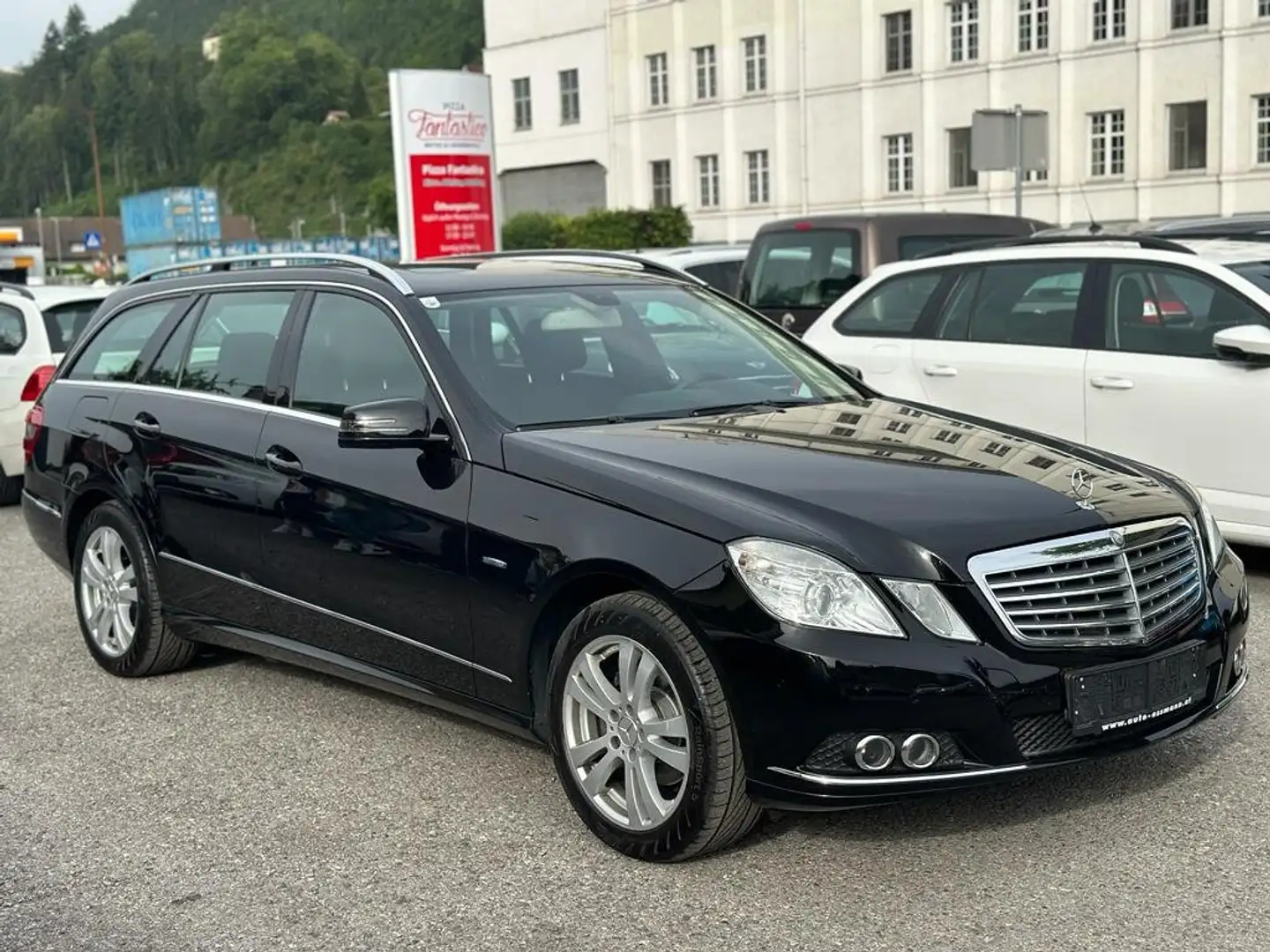 Mercedes-Benz E 220 Kombi Elegance CDI Aut. TÜV NEU Schiebedach Schwarz - 1