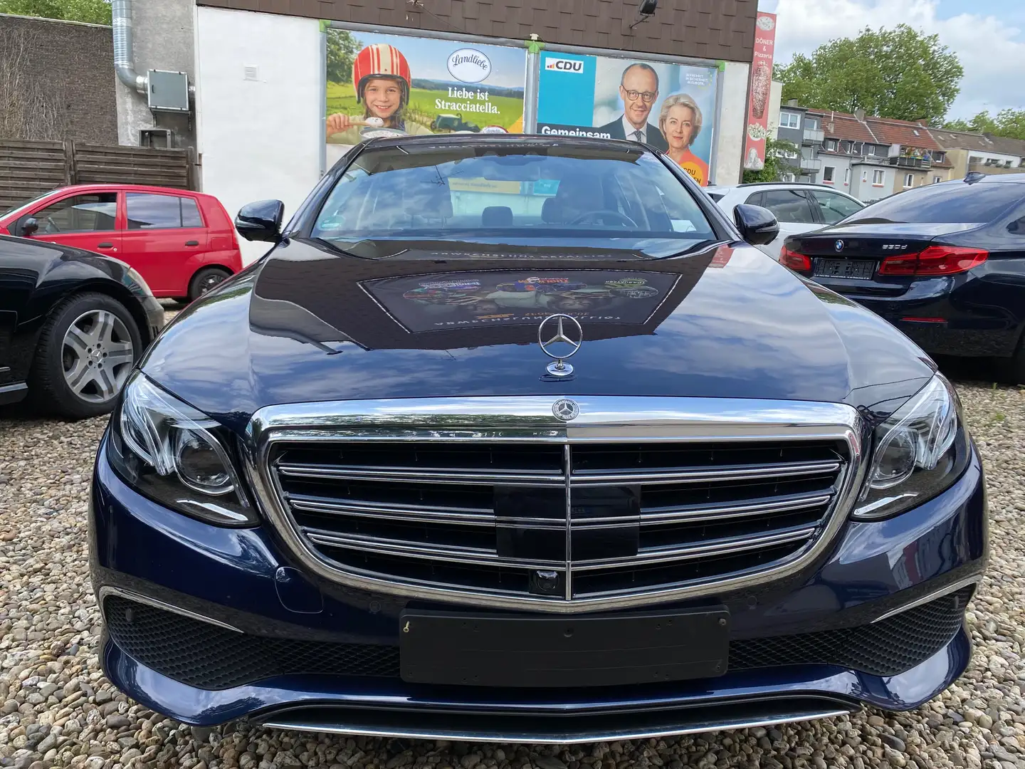 Mercedes-Benz E 220 E 220 d (213.004) Blau - 1